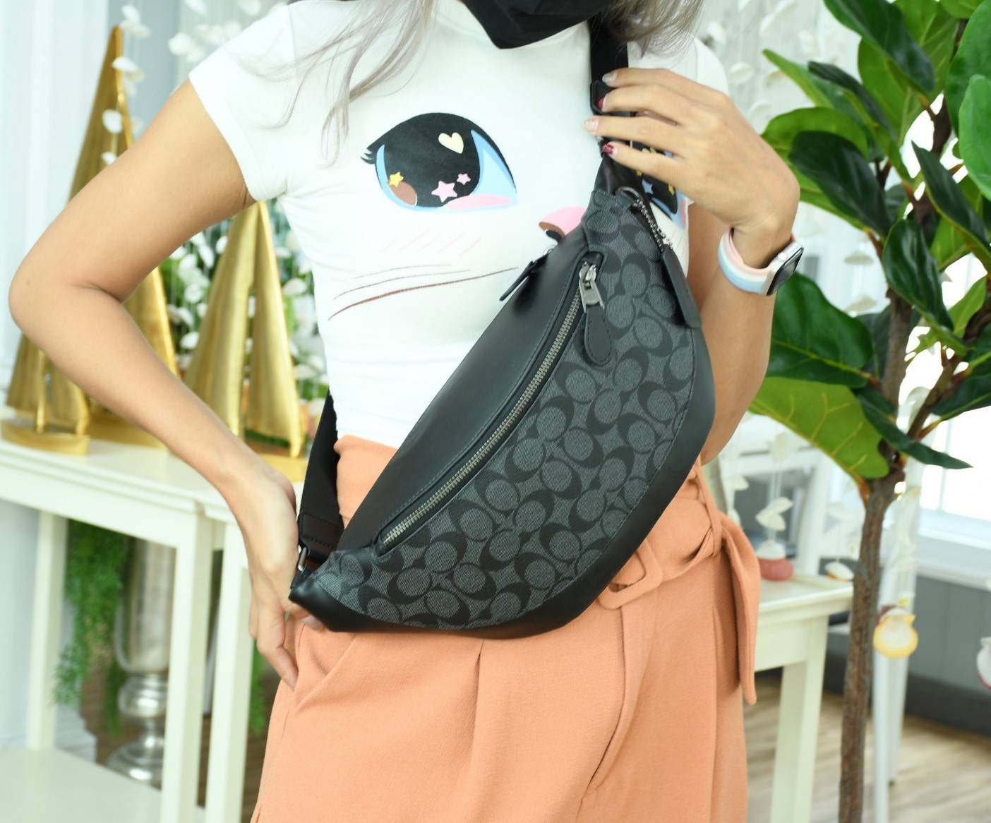 Coach F84711 Warren Mini Belt Bag In Signature Canvas กระเป๋าคาดอก คาดเอว ขนาดกำลังดี ใช้งานง่าย ใช้ได้ทั้งหญิงและชาย