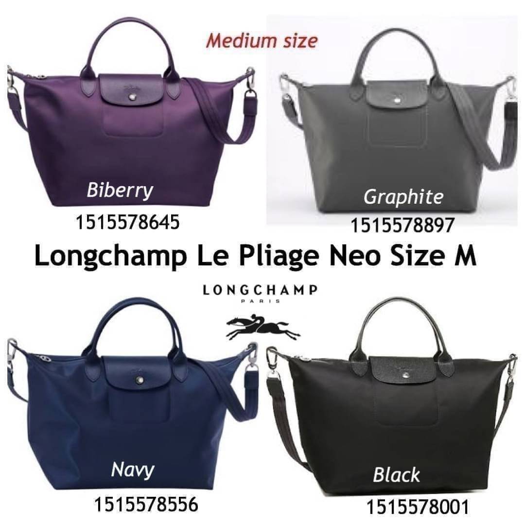 Longchamp Le Pliage Neo Size M มาพบกับกระเป๋ารุ่นยอดนิยม ที่สาวๆ ต้องมีไว้เก็บไว้สักใบ กระเป๋าโท้ทใบนี้ มาพร้อมกับสีที่มีสไตล์เรียบง่าย มีสายสะพายยาวช่วยให้คุณสามารถสะพายไหล่ได้อย่างสบาย ในขณะที่ที่ปิดแบบซิปช่วยให้คุณมั่นใจได้ว่าของด้านในมีความปลอดภัย Le 