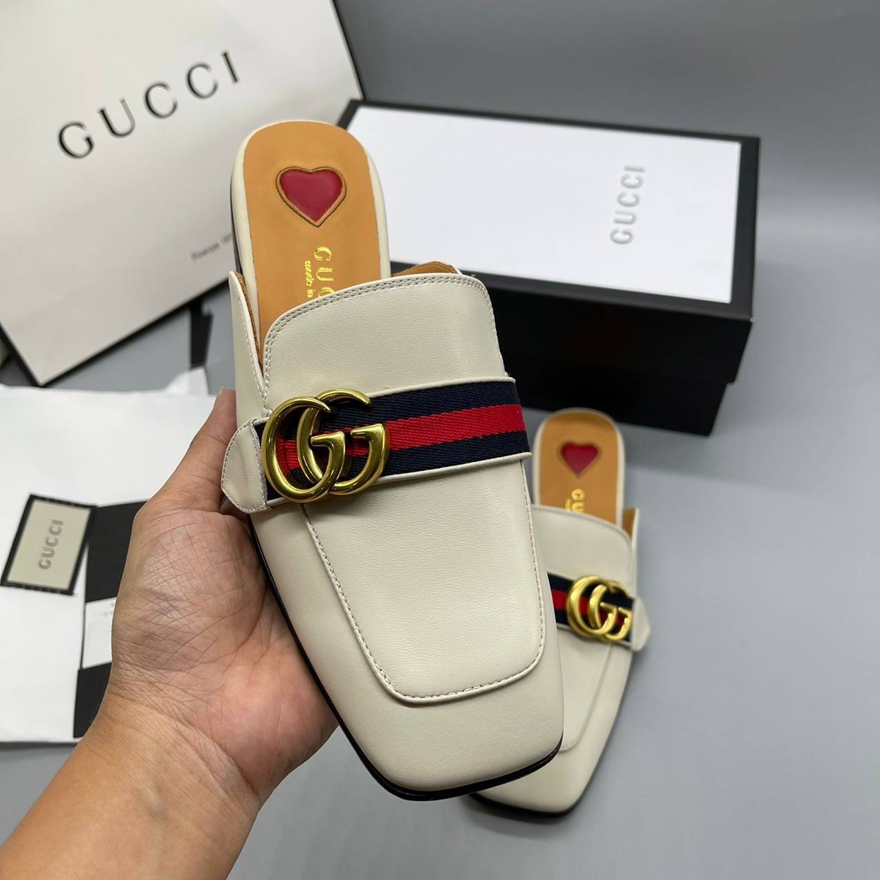 GUCCI sandals fullboxset งานหนังแท้ ภาพสินค้าจริง พร้อมส่งที่ไทย