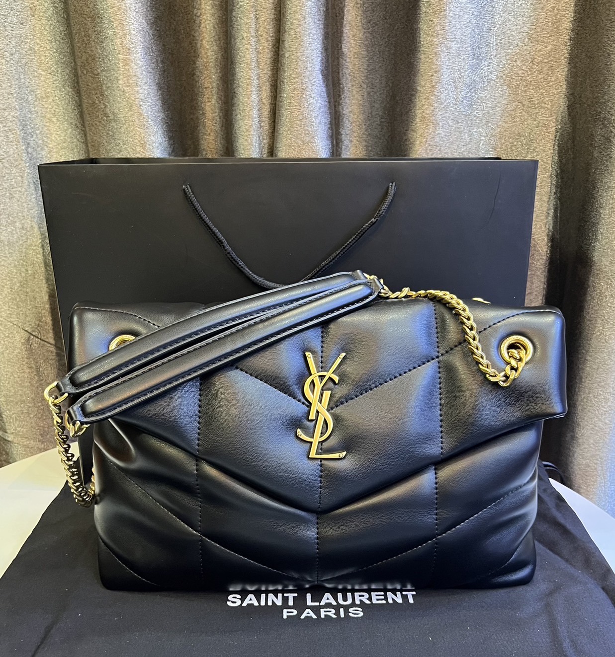 YSL PUFFER MEDIUM IN NAPPA LEATHER 35cm กระเป๋าสะพาย เกรดหนังสวยเต็มใบ เกรดออริ 1:1 ใช้งานต่างประเทศได้