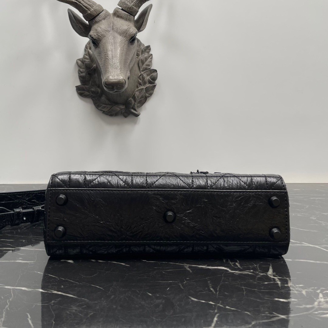 Lady D-Sire My ABCDior กระเป๋าสะพายดิ-ออร์ รุ่นใหม่ งานหนังสวยมาก เกรดวีไอพี ท็อปออริจินอล สลับแท้ 1:1 เกรดดีสุด