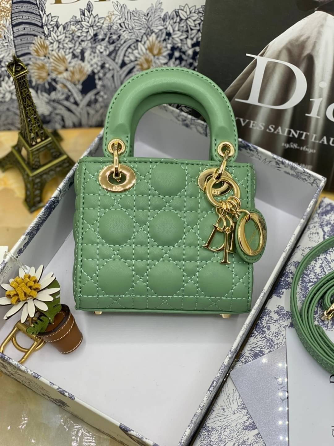 VIP 】หนังแท้ CHRISTIAN DIOR MICRO LADY DIOR BAG Cannage Lambskin