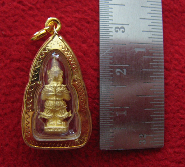 จี้ท้าวเวสสุวรรณเนื้อทองพ่นทรายเลี่ยมทองไมครอนพร้อมใบคาถาค่ะ