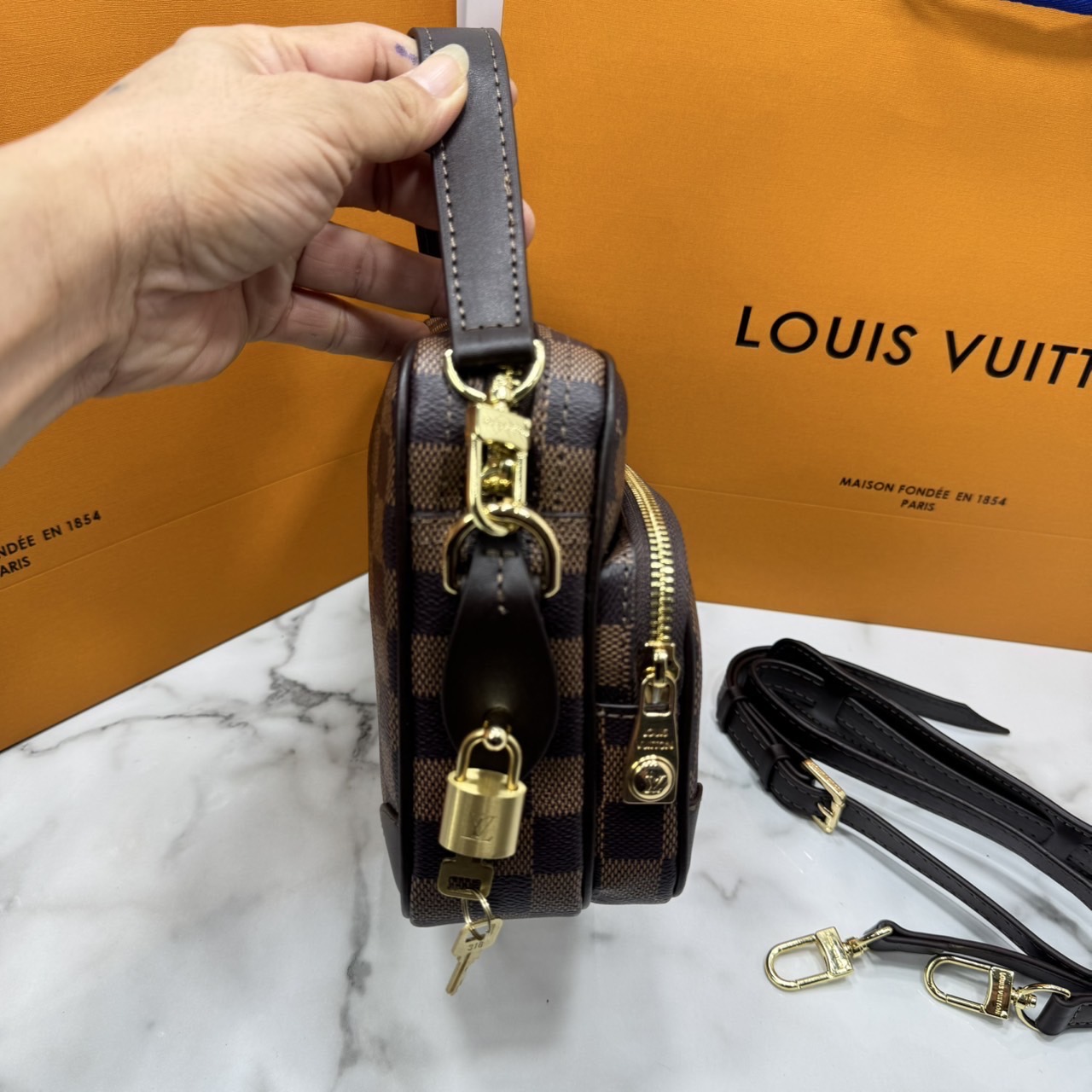 ORI หนังแท้ | LV Amazone Nil Damier Phriendship cross-body bag / LV Messenger Bag กระเป๋าสะพายทรงแมสเซ็นเจอร์ ดีไซน์ใหม่ สวยเด่นเป็นเอกลักษณ์