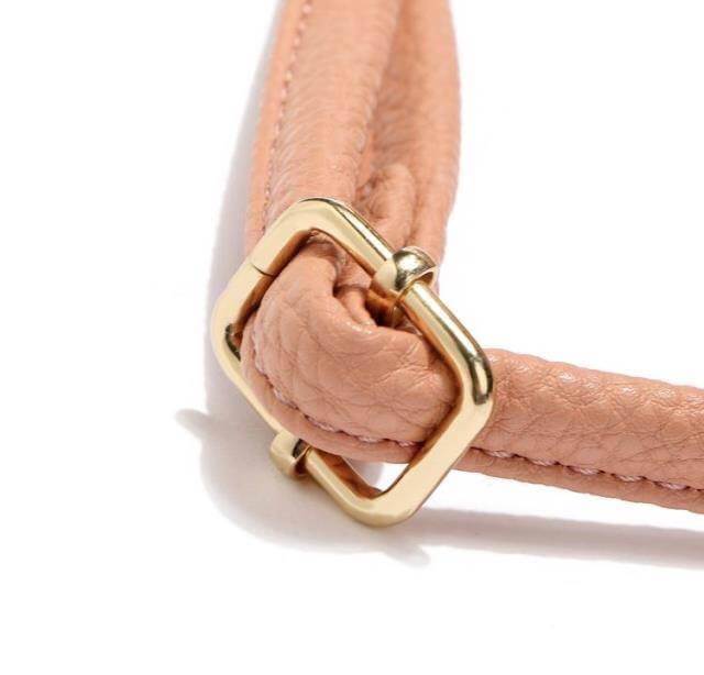 กระเป๋าสะพาย H&M รุ่น cross body bag มี 4 สี : ดำ , ชมพูนู๊ด , เหลือง , มิ้นท์