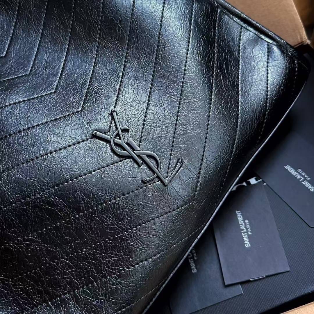 YSL Shopper Niki Tote Bag กระเป๋าสะพายทรงโท้ทใบใหญ่กำลังสวย หรูหราขั้นสุด เสิร์ฟมาให้สวยทันใช้ปีใหม่แน่นอน ใบจริงดูแพงเกินคุ้ม -- [รับตัวแทนกระเป๋า]