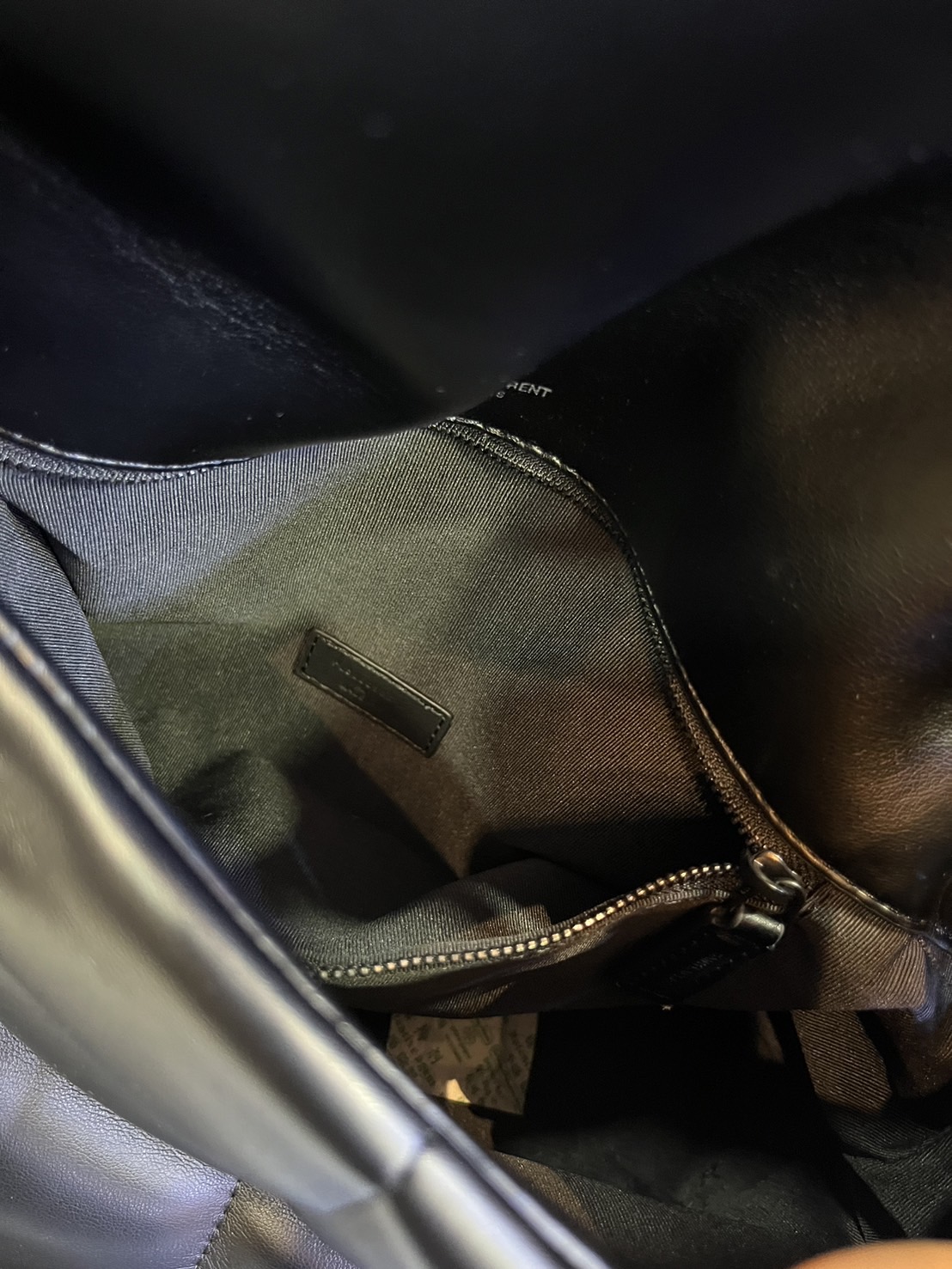 YSL PUFFER MEDIUM IN NAPPA LEATHER 35cm กระเป๋าสะพาย เกรดหนังสวยเต็มใบ เกรดออริ 1:1 ใช้งานต่างประเทศได้