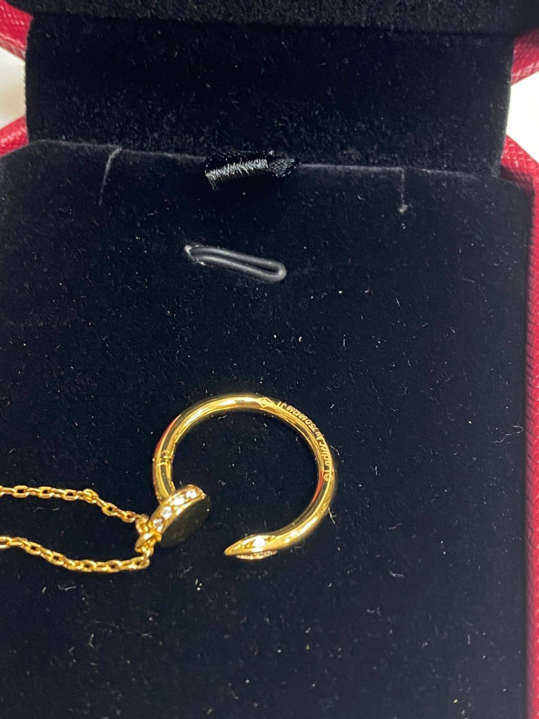 Cartier JUSTE UN CLOU NECKLACE / Cartier necklace สร้อยคอคาเทียร์ หัวตะปูหัวเพชร ภาพถ่ายจากงานจริง วัสดุคุณภาพดี ไม่ลอกไม่ดำ งานปั้มครบตามรูปเลยค่ะ