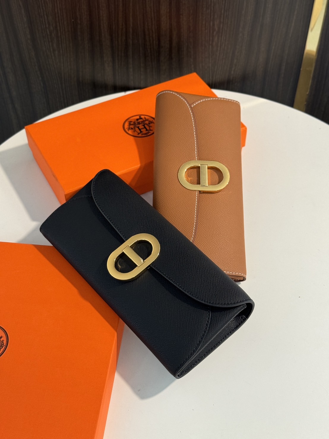HERMES Chaine d'Ancre To Go wallet กระเป๋าถือสะพายแบรนด์หรู ดีไซส์กระเป๋าสตางค์ใบยาว Long wallet in Epsom Saddle-stitch เกรดออริ สลับแท้ 1:1 ใช้งานต่างประเทศได้ ภาพถ่ายจากงานขายจริง