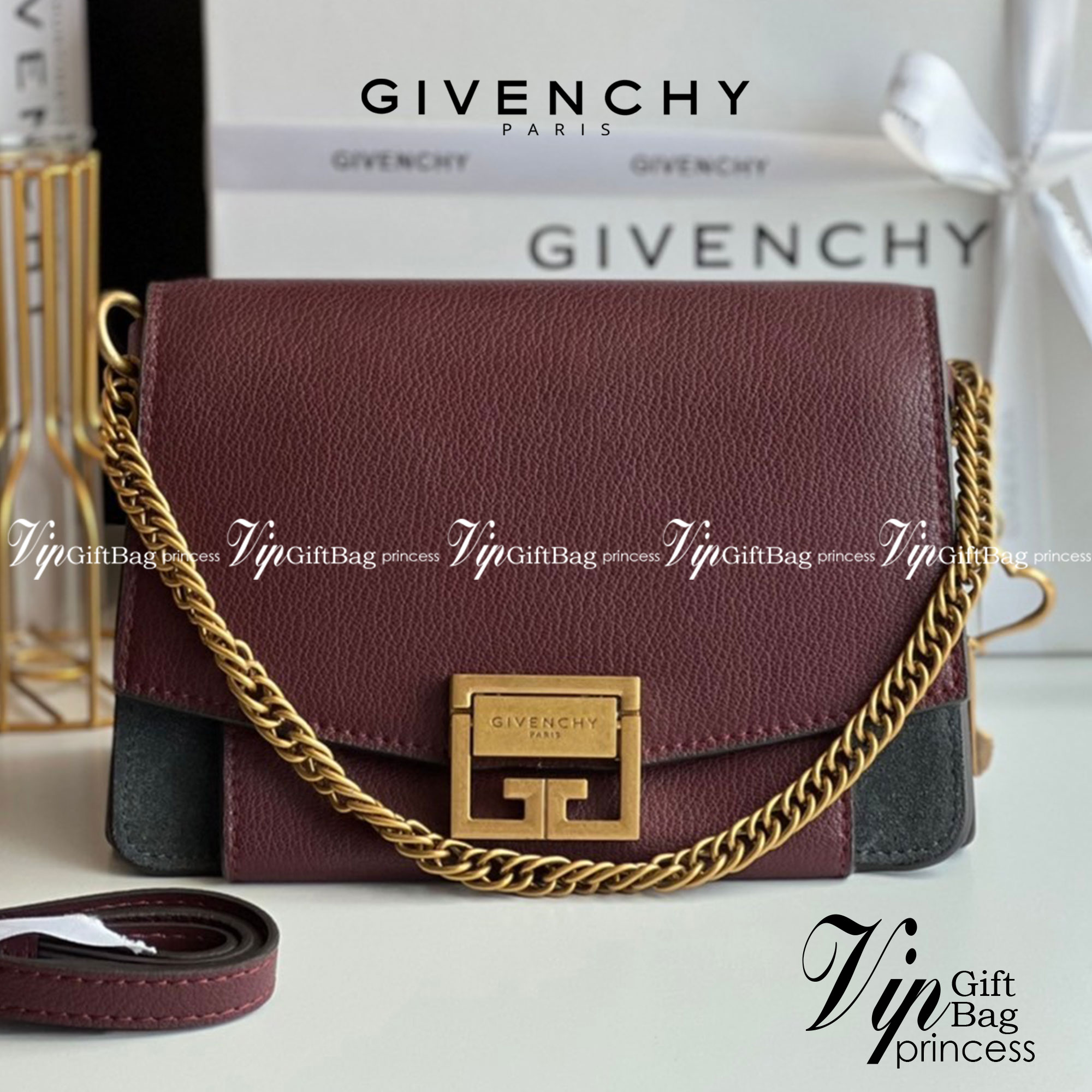 หนังแท้ GIVENCHY GV3 SHOULDER BAG พร้อมส่งที่ไทย