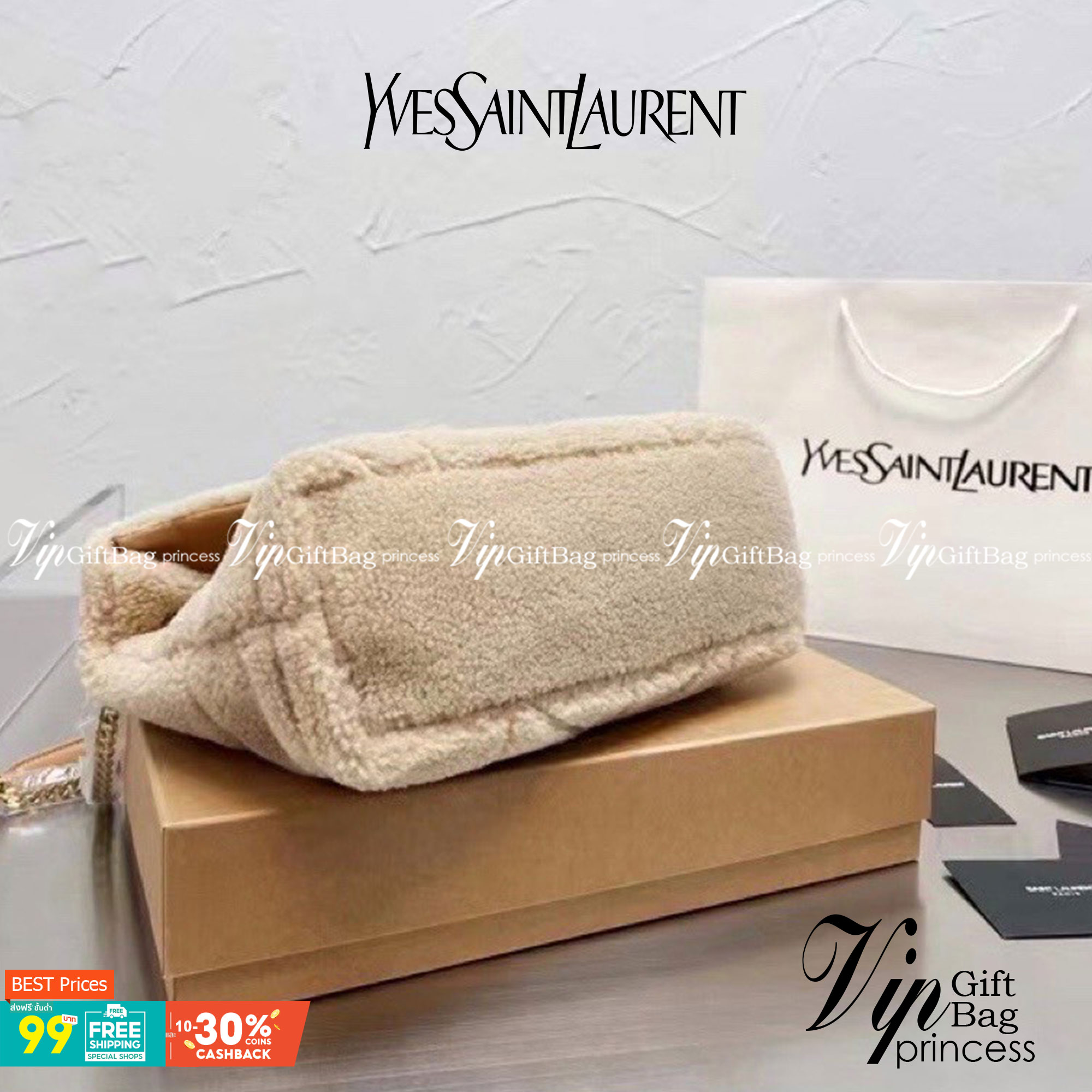YSL Yves Saint Laurent Puffer Shearling Shoulder Bag กระเป๋าสะพายงานขนนุ่มๆ เปิดหน้า ติดโลโก้อะไหล่แบรนด์สีทองด้านหน้า งานดูดีมีระดับมากค่ะ ปั้มทุกจุด งานเป๊ะมากก สายสามารถดึงสั้นยาวได้ นุ๊มนุ่ม ละมุน น่ารักมากกค่าา