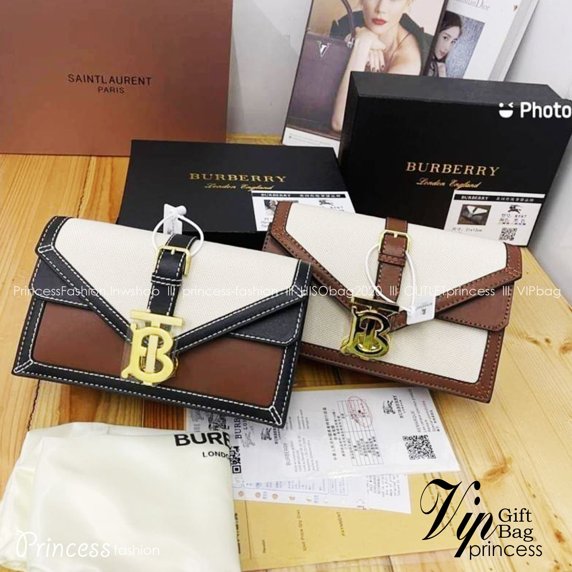 BURBERRY Mini Two-tone Canvas and Leather TB Bag / BURBERRY FRAGRANCES CROSSBODY WITH CHAIN วัสดุ Canvas & Leather ทรงเหลี่ยมสวยหรูอยู่ทรงมีโลโก้แบรนด์ด้านหน้า พร้อมสายสะพายโซ่อะไหล่ทอง