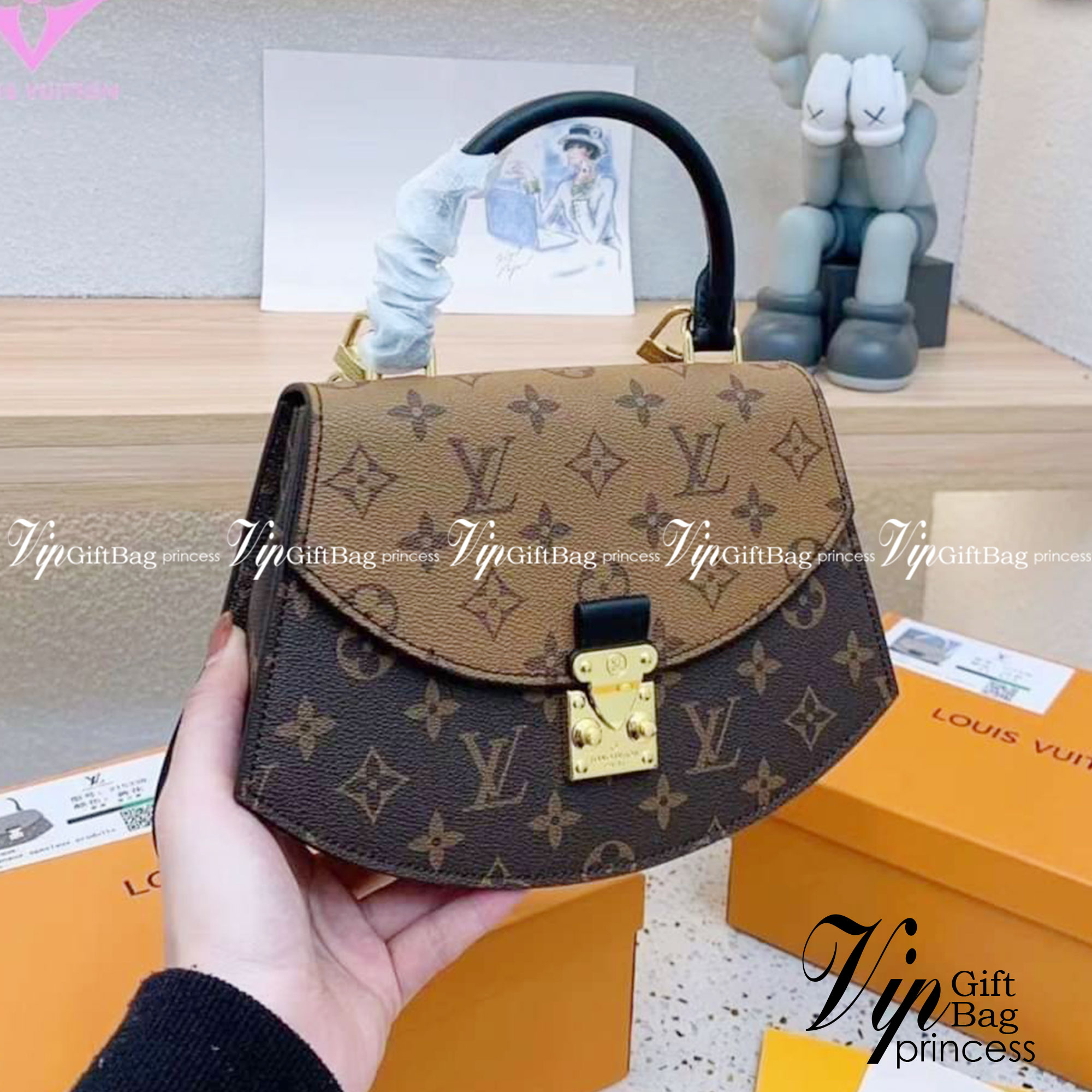 LV Monogram Eden MM Camel Bag / LV Eden กระเป๋าสะพาย คงเอกลักษณ์เฉพาะของแบรนด์ สวยหรูดูแพง งานปั้มแบรนด์คมชัด ด้านในใส่ของได้เยอะ ควรมีติดตู้สักใบนะคะ! งานสวยคุ้มเกินราคาค่ะ