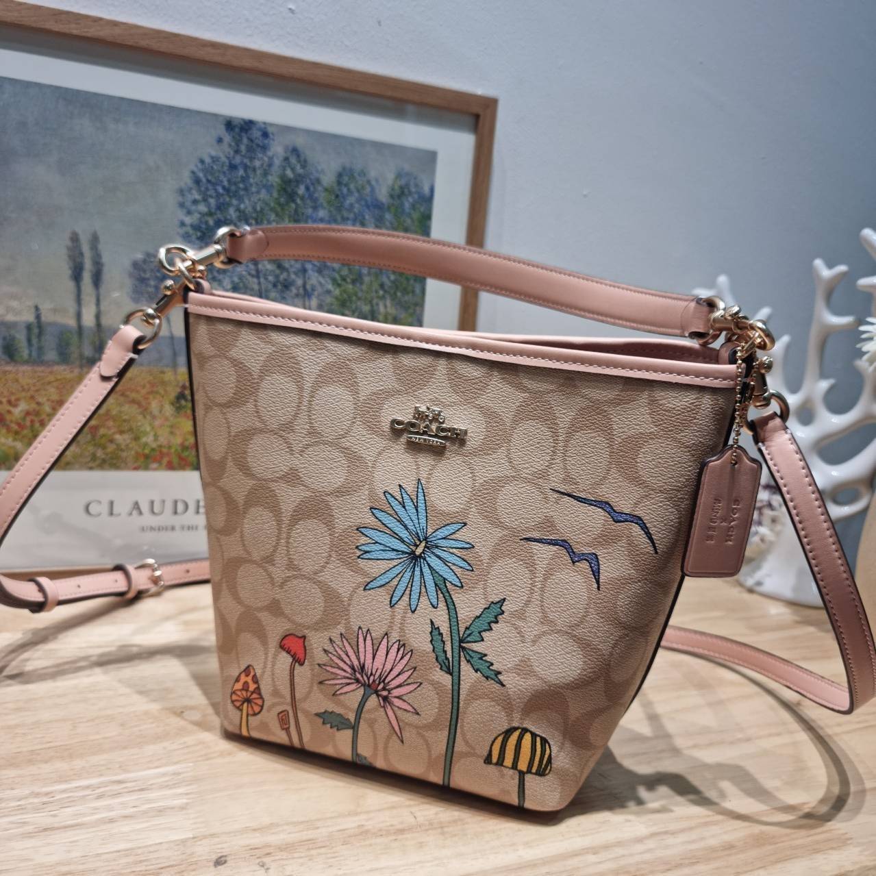 CU394 COACH x OBSERVED BY US CITY BUCKET BAG IN SIGNATURE CANVAS กระเป๋าทรงบัคเก็ต ดีไซน์ลวดลายดอกไม้น่ารักน่าใช้ เกรดท็อปออริ 1:1 สลับแท้