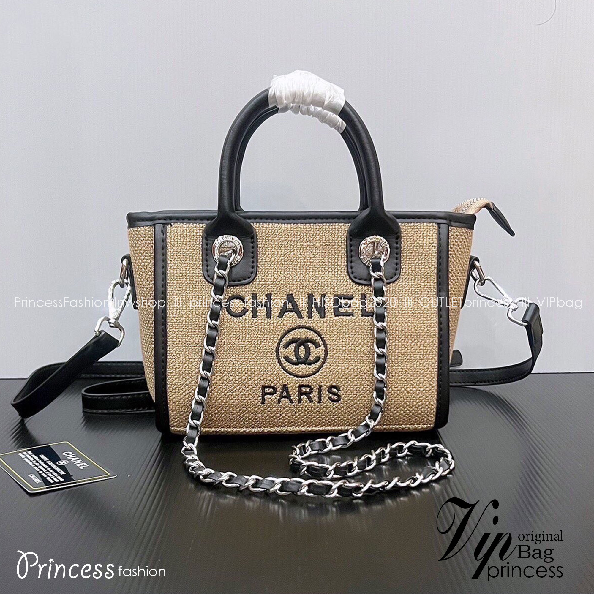 Chanel tote bag / Chanel Shopping Bag 8" กระเป๋าชาเนลทรงโท้ท หนังแคนวาสซับในสีดำปั้มแบรนด์ทุกจุด สายโซ่ดึงปรับความยาวได้ สวยทั้งภายนอกภายในคุ้มค่าราคาจับต้องได้