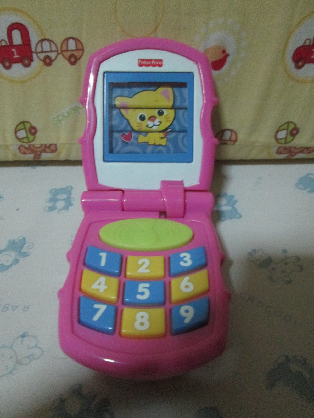 Fisher Price Friendly Flip Phone - Pink ของเล่นมือสอง