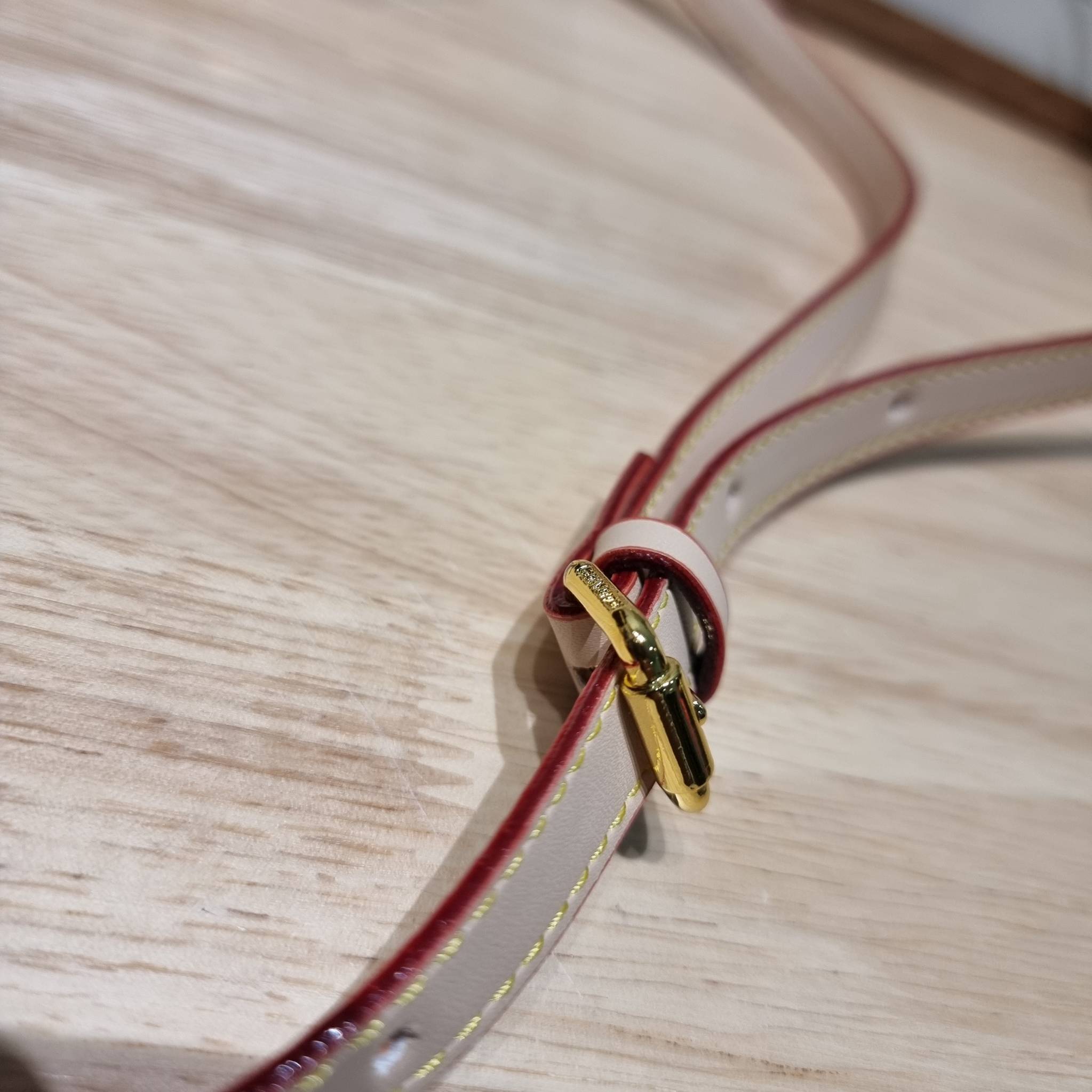 LV x YK SIDE TRUNK Monogram canvas bag สุดยอดกระเป๋าไอคอนนิค ทรงสวย ดีไซน์ใหม่ สวยมีเสน่ห์ รูปทรงกล่อง โดดเด่นด้วยหมุดเข้ามุม ซิปเปิด-ปิดล็อคได้ วัสดุหนังแคนวาส