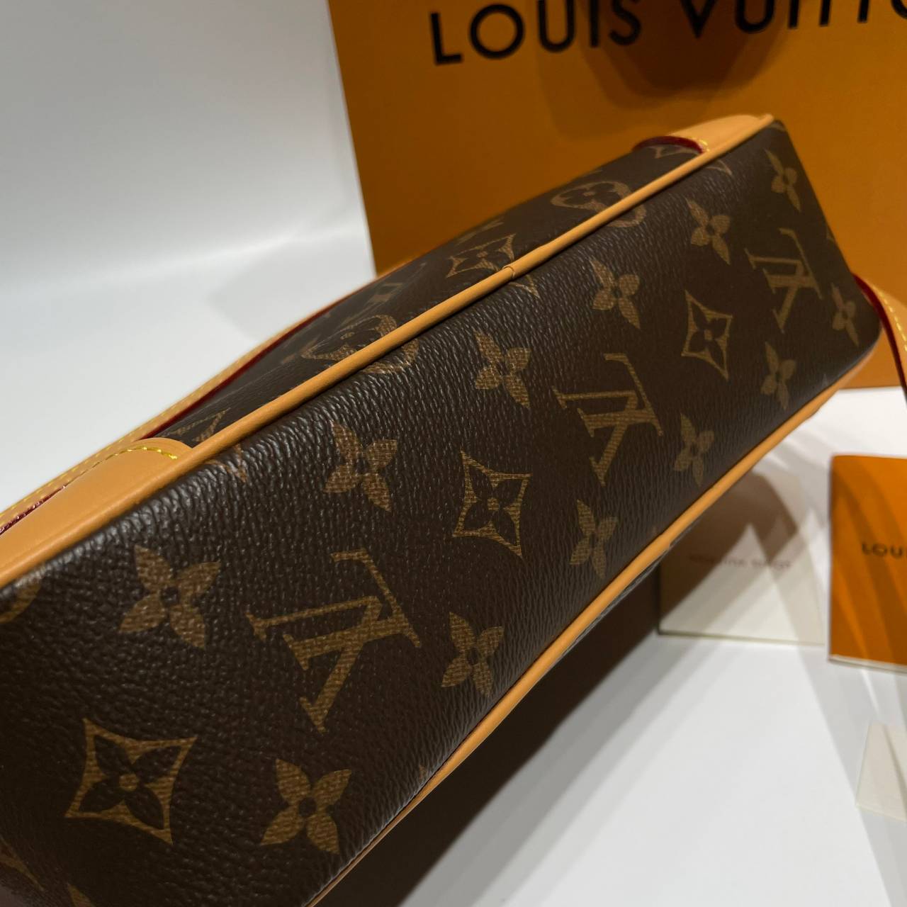 LV Trocadero 27 Monogram Vintage Crossbody Bag / LV Messenger Bag กระเป๋าสะพายทรงแมสเซ็นเจอร์วินเทจ เกรดออริ ท็อป สลับแท้ 1:1 เกรดดีสุด หนังแท้ ผ่านทุก ตม.