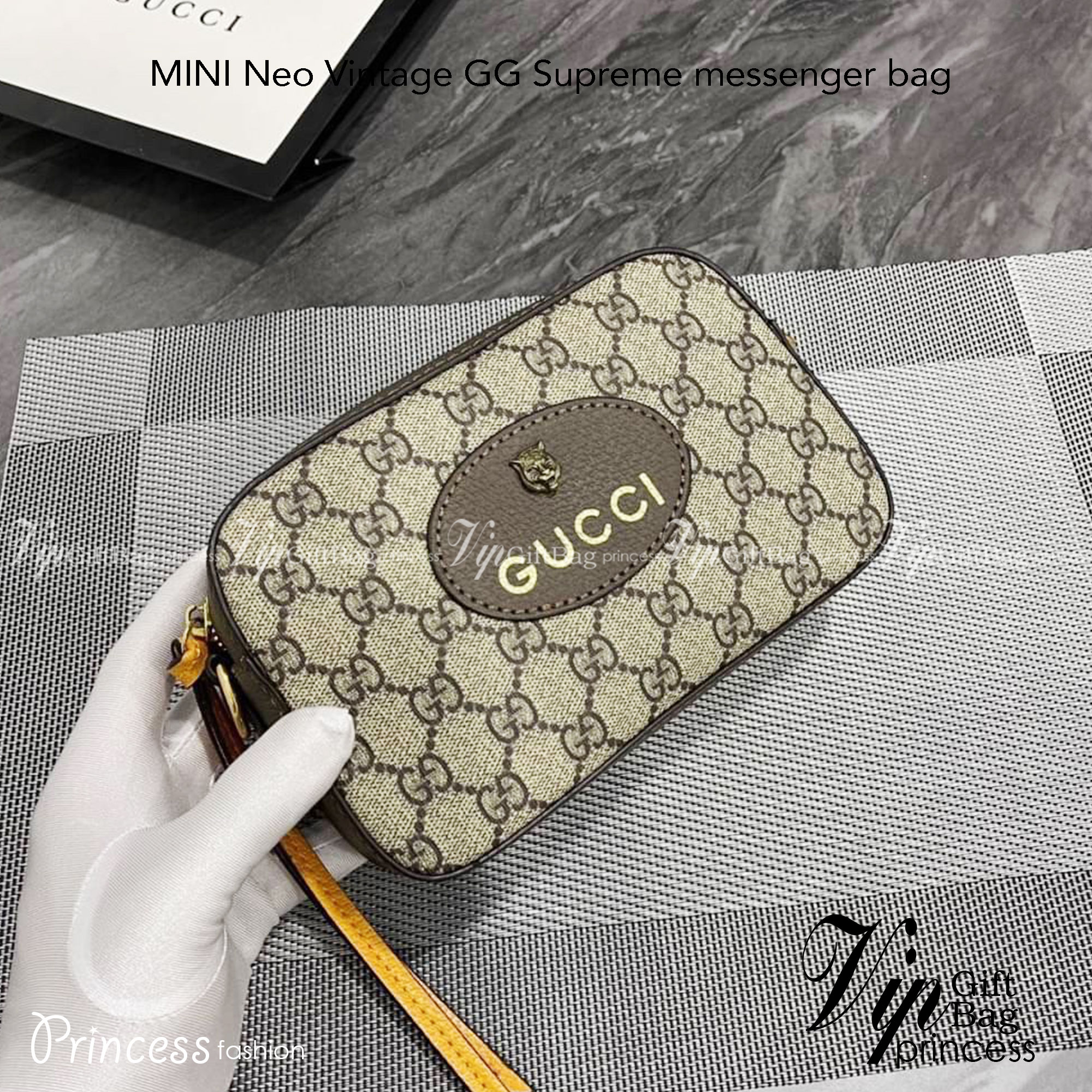 GUCCI Neo Vintage GG Supreme messenger bag กระเป๋าสะพายรุ่น unisex ไซส์มินิ ใช้ได้ทั้งชายหญิง วัสดุแคนวาสอย่างดี จุของได้เยอะ ใช้เป็น every ได้เลย ภาพถ่ายจากงานขายจริง ใช้งานต่างประเทศได้