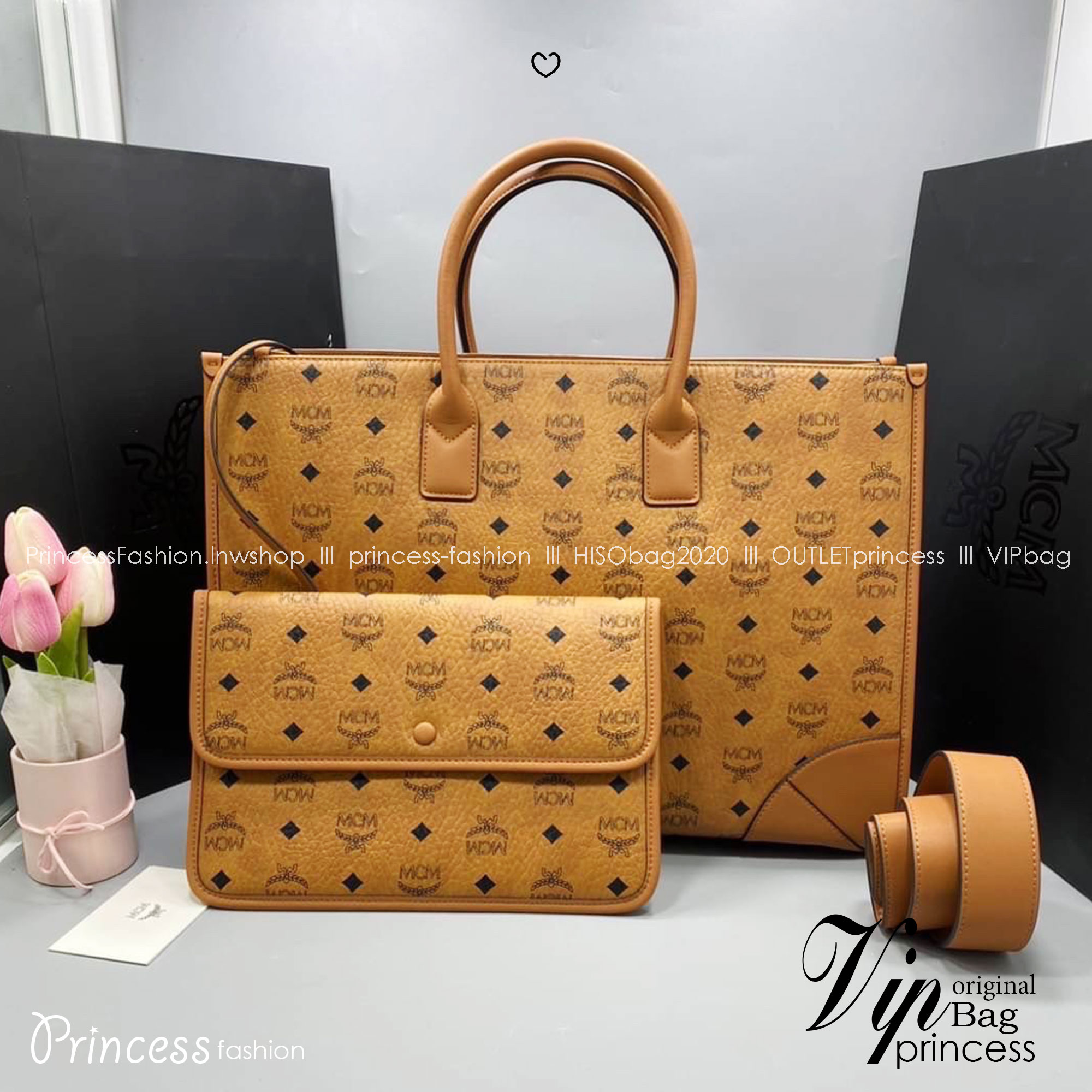 M.C.M München Tote in Visetos and nappa leather / M.C.M Extra-large tote bag 43cm กระเป๋าโท้ทใบใหญ่ จุๆ ไปเลย ใส่ของได้เยอะมาก พร้อมกระเป๋าใบเล็ก รูปทรงสวย ถือไปทำงาน สะพายไปเที่ยวได้สวยๆเลยค่ะ