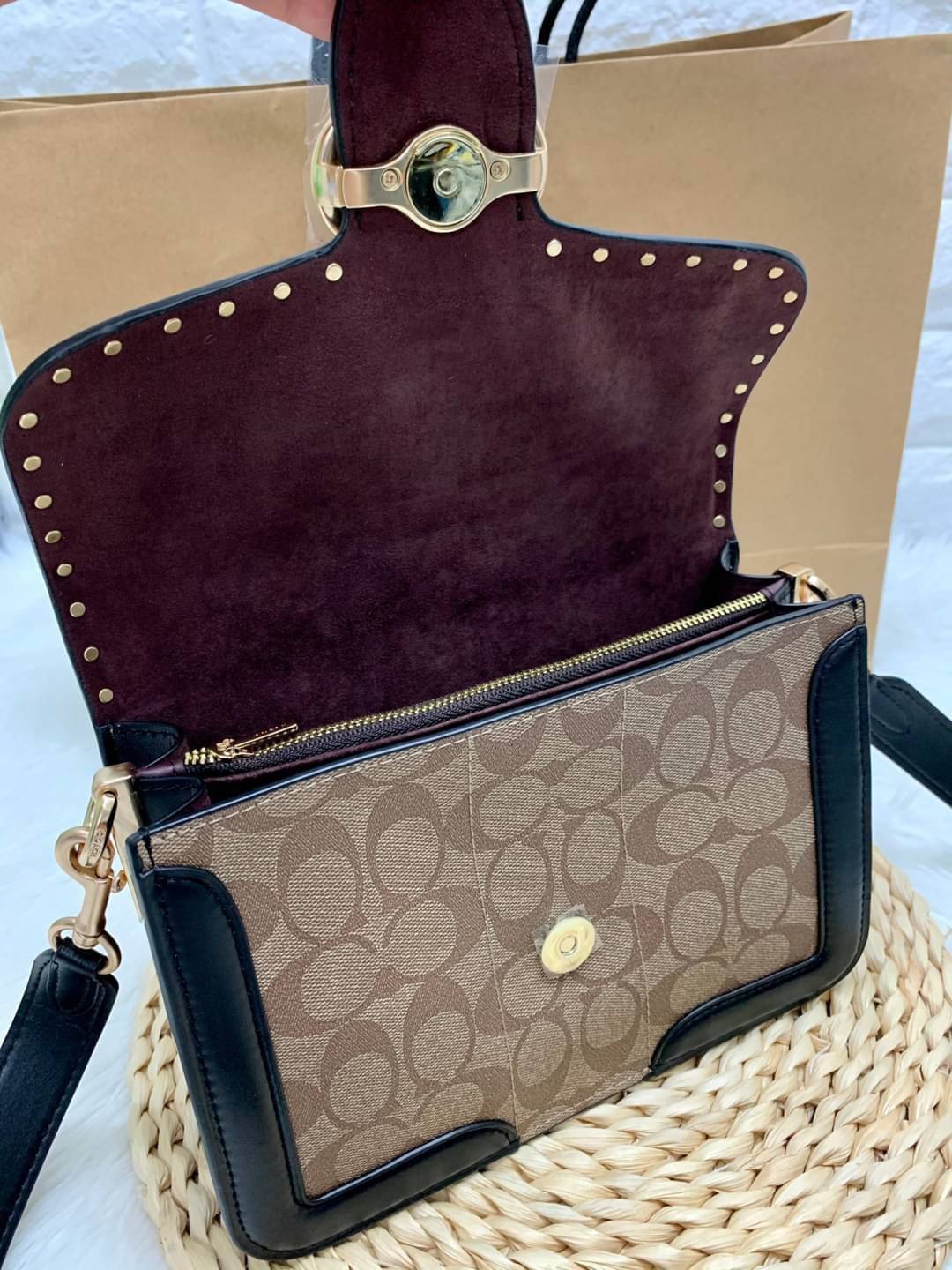 ของแท้ 💯% COACH SMALL GEORGIE TOP HANDLE IN BLOCKED SIGNATURE CANVAS ((6504//0468)) กระเป๋าหิ้ว//สะพายข้างได้ วัสดุหนังแท้