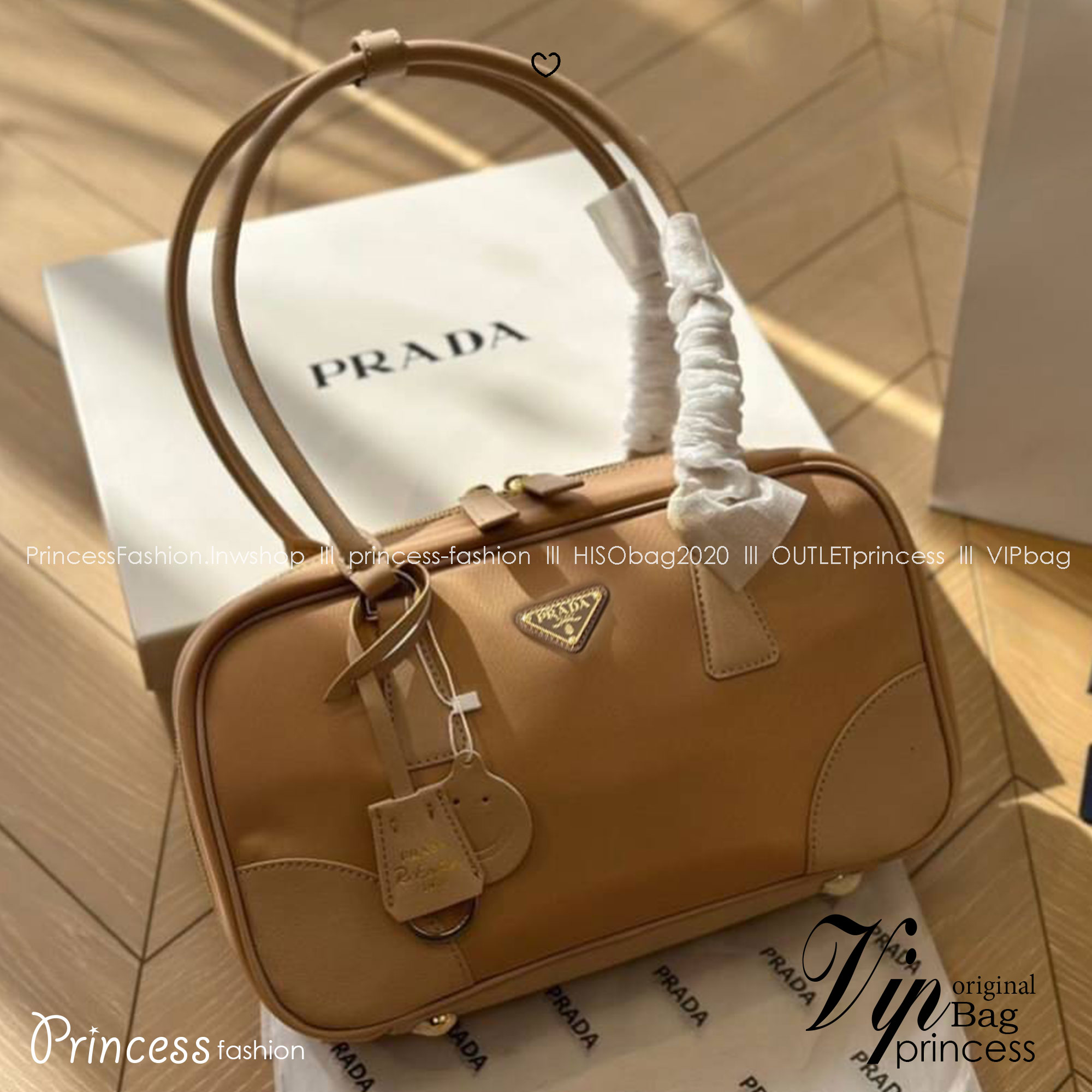 PRADA Re-Edition 1978 medium Re-Nylon two-handle bag กระเป๋าสะพายไหล่ทรงคลาสสิค ไอเท็มสุดปัง ที่ฮิตตลอดกาลไม่ว่าจะปีไหนๆ เหมาะเป็น everyday bag มากๆ