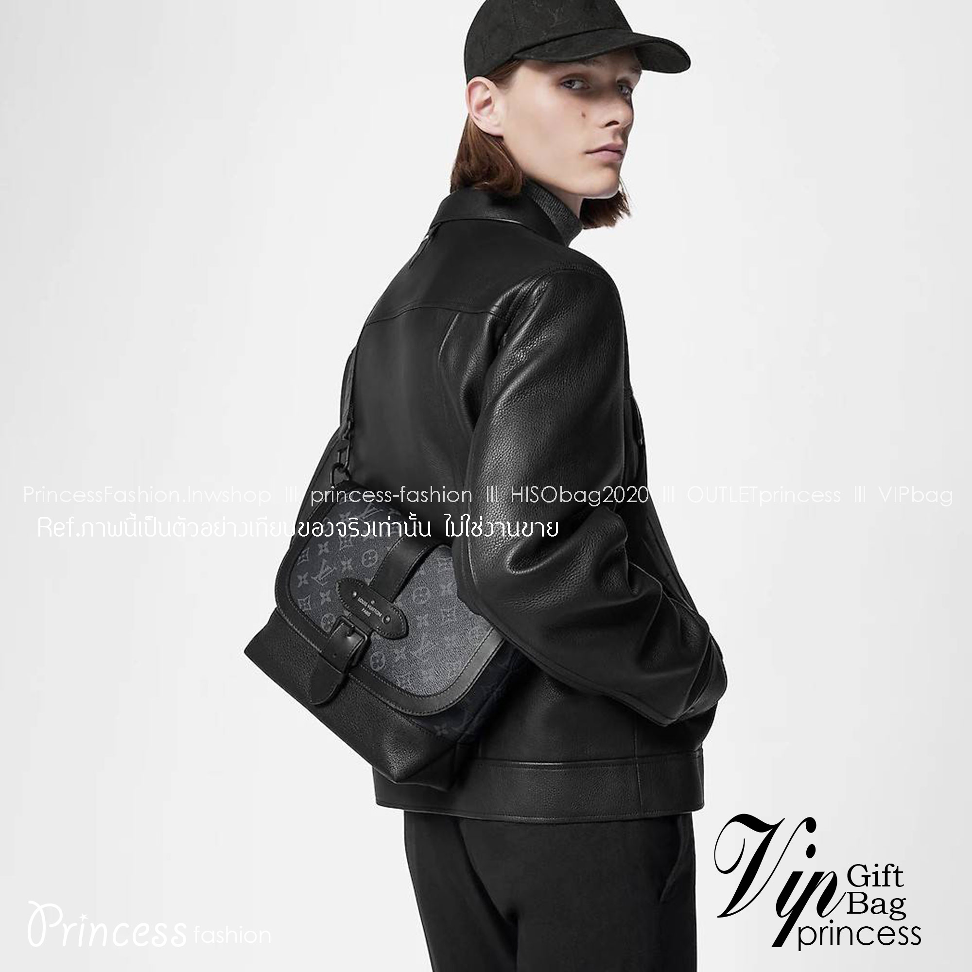 LV SAUMUR MESSENGER Monogram Eclipse Canvas Bag คอลเลคชั่นสุดหล่อ ใหม่ก่อนใคร กับกระเป๋าสะพายทรงแมสเซ็นเจอร์สำหรับหนุ่มๆ ดีไซน์คลาสสิคแฝงดีเทลความหรู