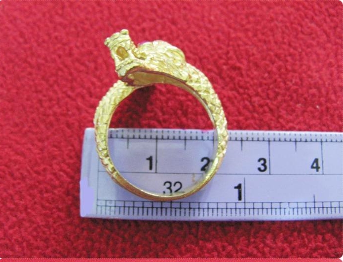 แหวนมังกรทองเหลืองประดับพลอยสีชมพู เจริญรุ่งเรือง โชคลาภวาสนาค่ะ