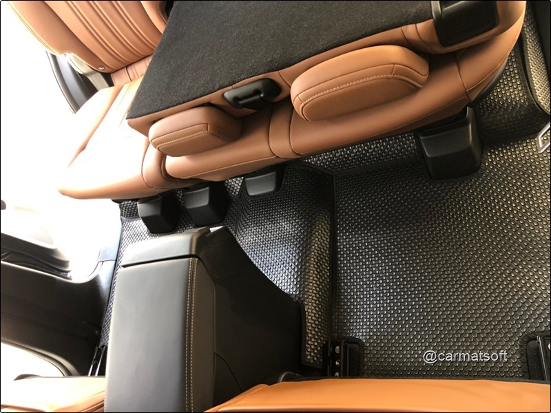 ยางปูพื้นรถยนต์ ISUZU MU-X 2021 พรมกระดุมเม็ดเล็ก สีดำ เข้ารูปตรงรุ่น เต็มคัน