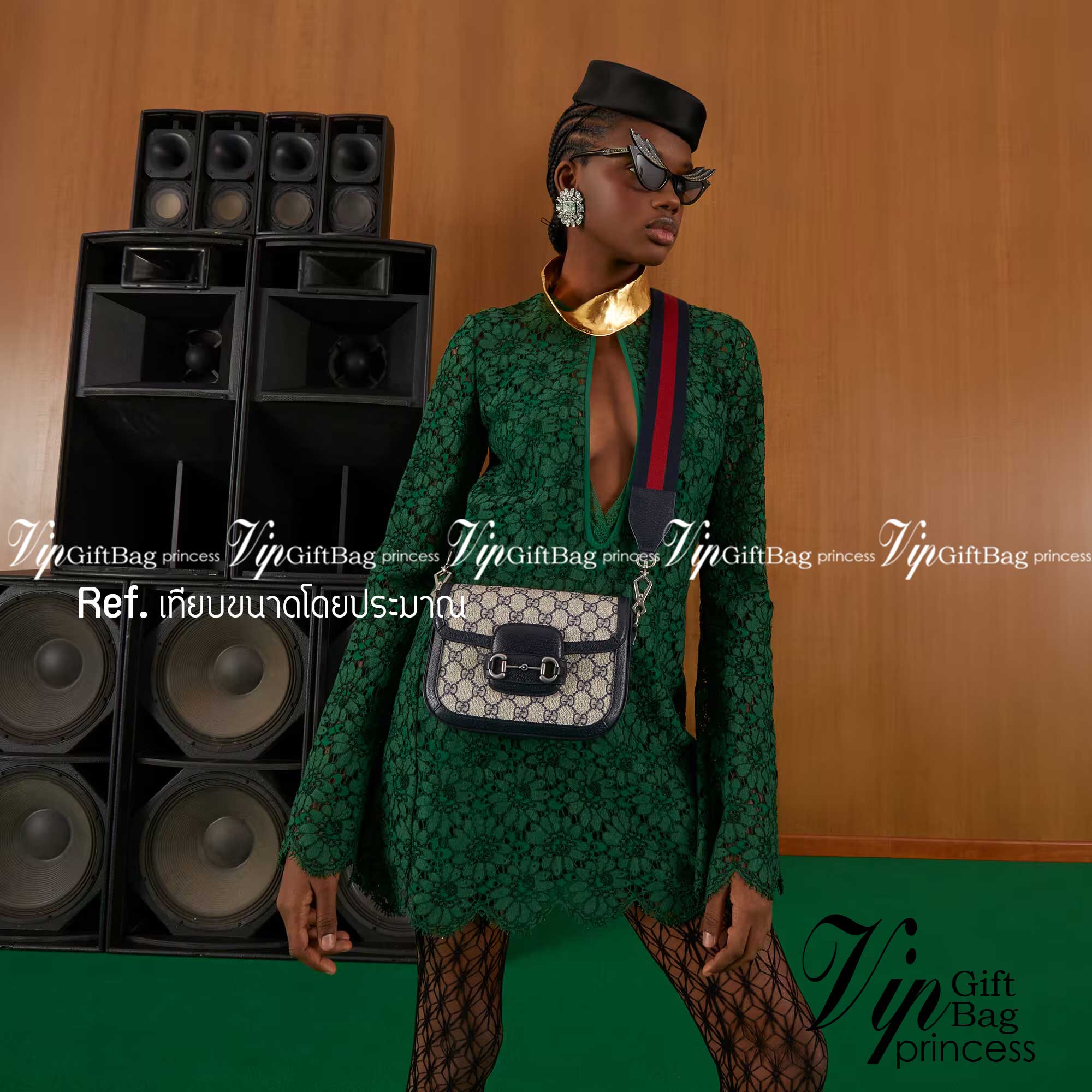 GUCCI Horsebit 1955 GG mini bag กระเป๋าสะพายสุดหรู ผ้าแคนวาส GG Supreme ดีไซน์ร่วมสมัยผ่านการออกแบบใหม่ ถ่ายทอดความรู้สึกเกี่ยวกับการละทิ้งกฎเกณฑ์เดิมๆ ของแฟชั่นผ่านการออกแบบ โดยแบรนด์ถ่ายทอดแนวคิดที่ว่าชิ้นงานควรอยู่เหนือกาลเวลา