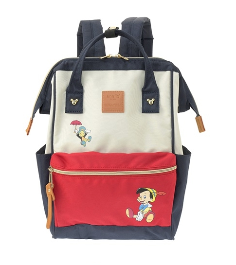 Anello x Walt Disney Mickey & Friends Limited Edition Japan Backpack เป็นการร่วมงานของ anello และวอล์ทดิสนีย์ ที่มาวาดลวดลายลงบนกระเป๋าเป็นตัวละครดิสนีย์ที่มีสีสันน่ารักสดใส วัสดุ canvas คงแบบฉบับที่ปากกระเป๋ามีโครง อีกหนึ่งคอลเลคชั่นที่ควรต้องมีไว้ครอบคร