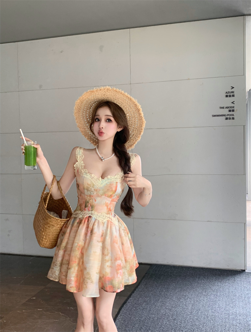 พร้อมส่ง 🍋 Lyra cute dress เดรสสายเดี่ยวผ้าลายดอกสุดน่ารัก (IN38709)