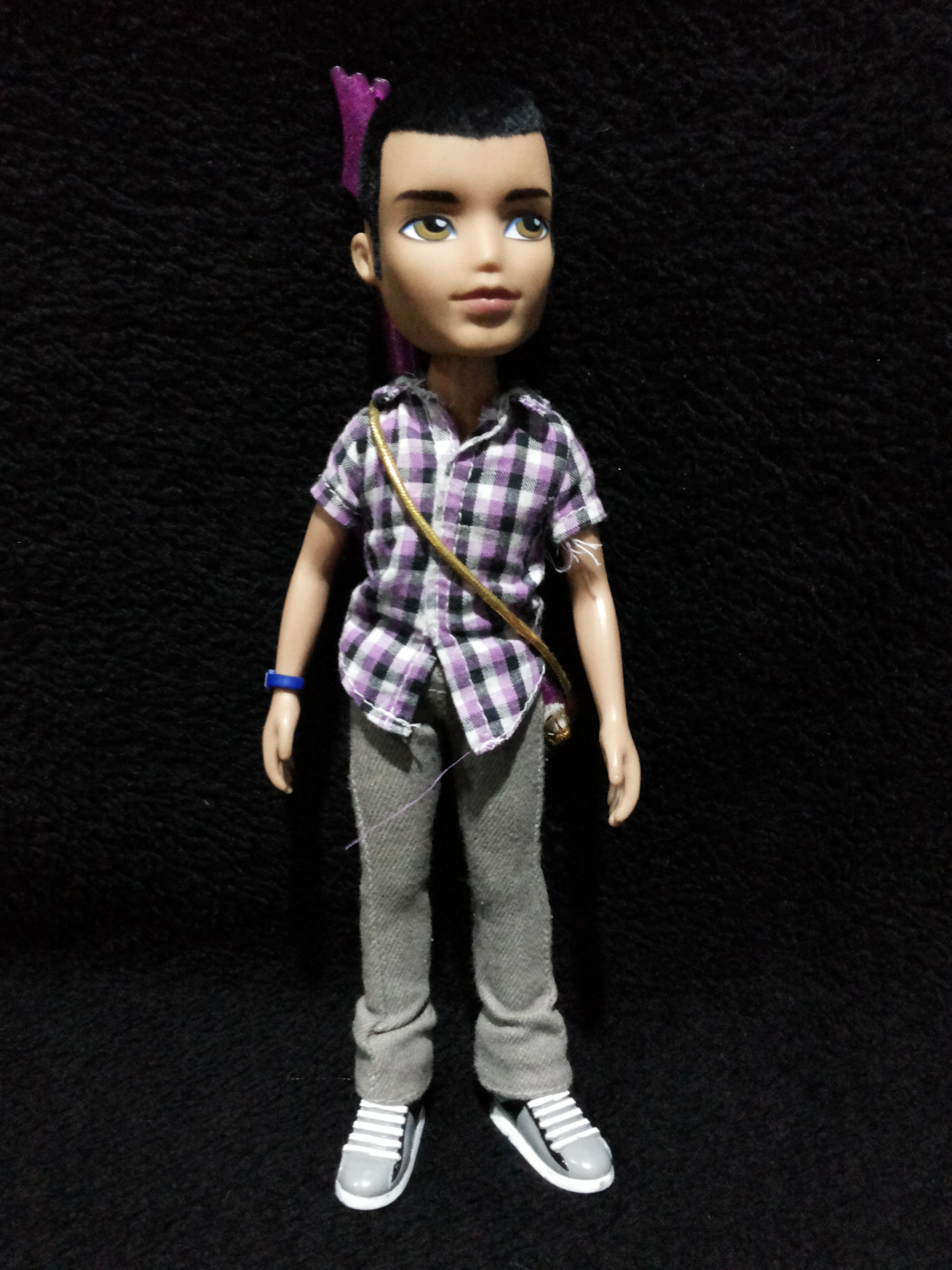 Bratz Party Boyz Dylan ตุ๊กตาแบรทส์แท้มือสองสภาพดี