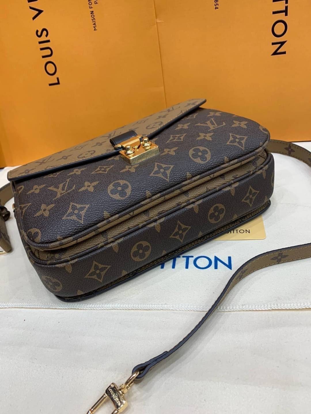 หนังแท้ LOUIS VUITTON POCHETTE MÉTIS พร้อมส่งที่ไทย 2Colors MONOGRAM REVERSE