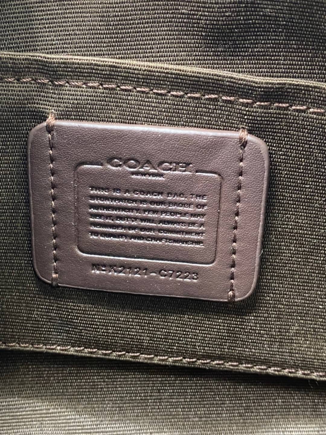 COACH Pennie Shoulder Bag In Signature Canvas พร้อมส่งที่ไทย