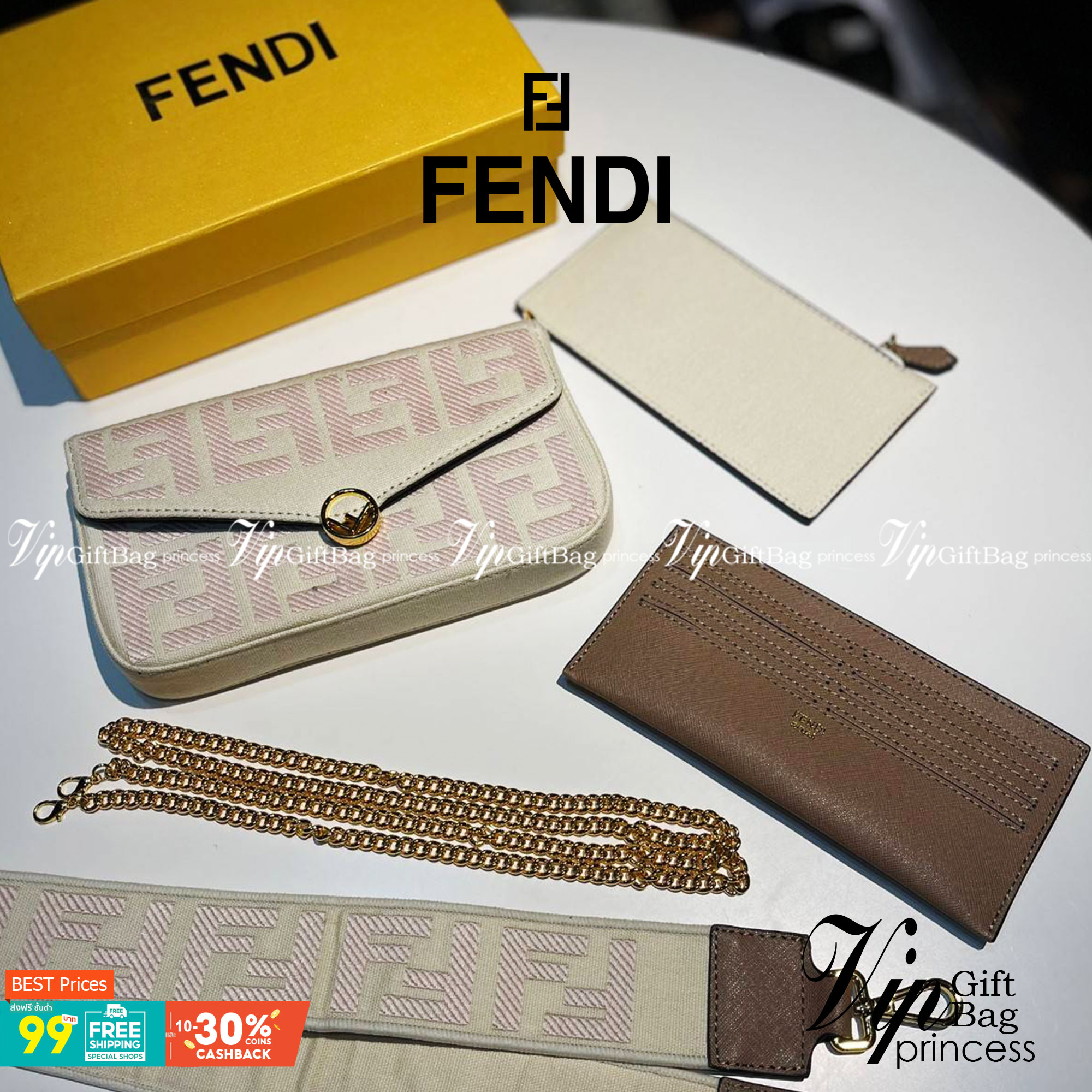 หนังแท้ Fendi Wallet On Chain With Pouches leather mini-bag กระเป๋าสะพายข้างทรงเหลี่ยมตกแต่งด้วยโลโก้ Fendi กระดุมแป๊ก มาพร้อมกระเป๋าด้านในแบบถอดได้ถึง 2ใบ สุดคุ้ม พร้อมสายโซ่และสายสปอร์ตถอดออกได้ ไอเท็มนี้ไม่ควรพลาดเลยค่าา