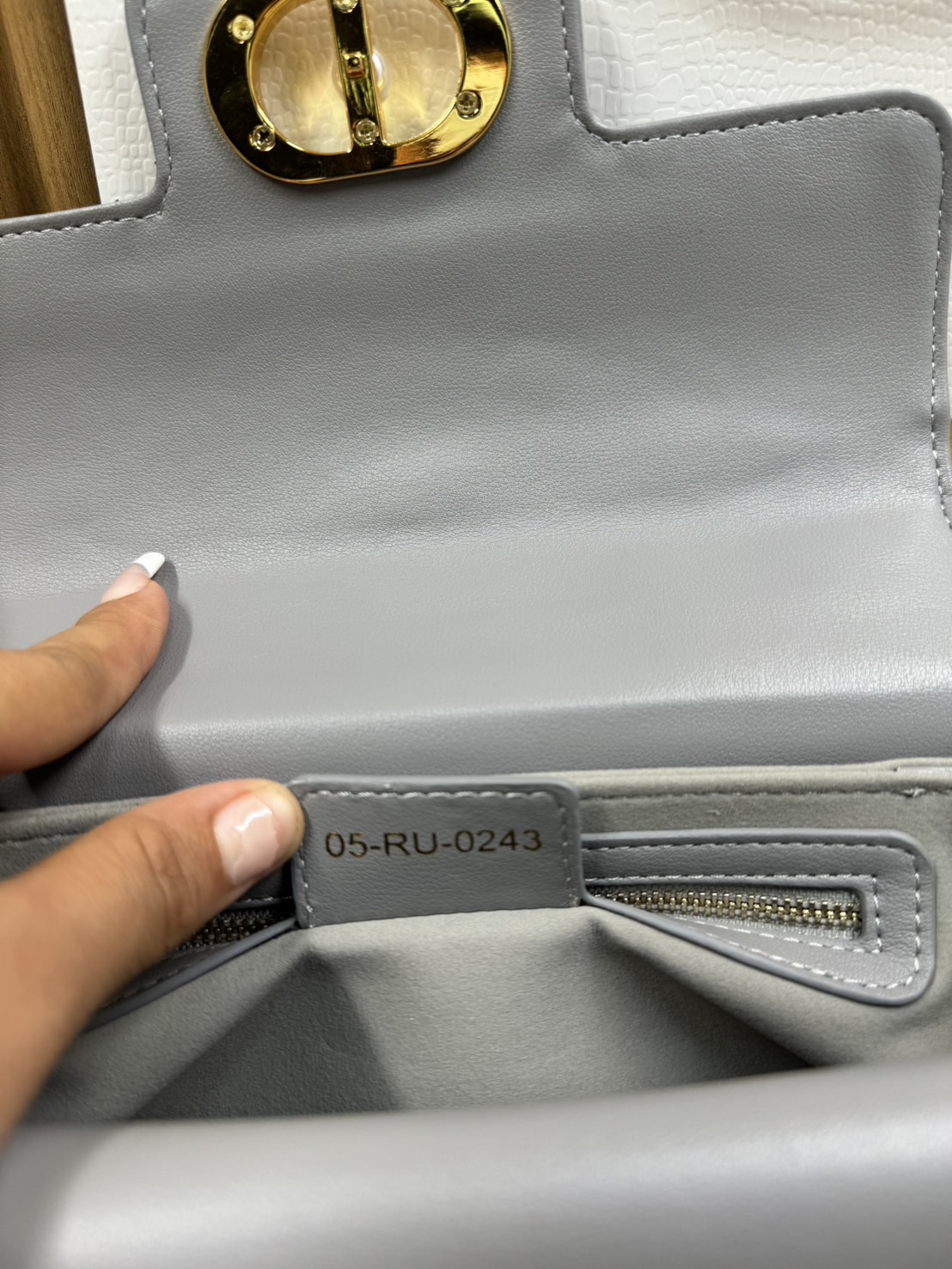 พร้อมส่ง 6 สี Small Dior Jolie Top Handle Bag 22cm กระเป๋าสะพาย เกรดออริ สลับแท้ 1:1 ใช้ต่างประเทศได้