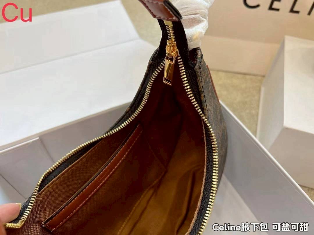 CELINE Ava bag in Triomphe canvas and leather กระเป๋าสะพายไหล่ รุ่นยอดฮิต ดีไซน์แบบสวยสับ รูปทรงคลาสสิคใช้งานได้ง่าย แมทช์ได้หลากหลายสไตล์