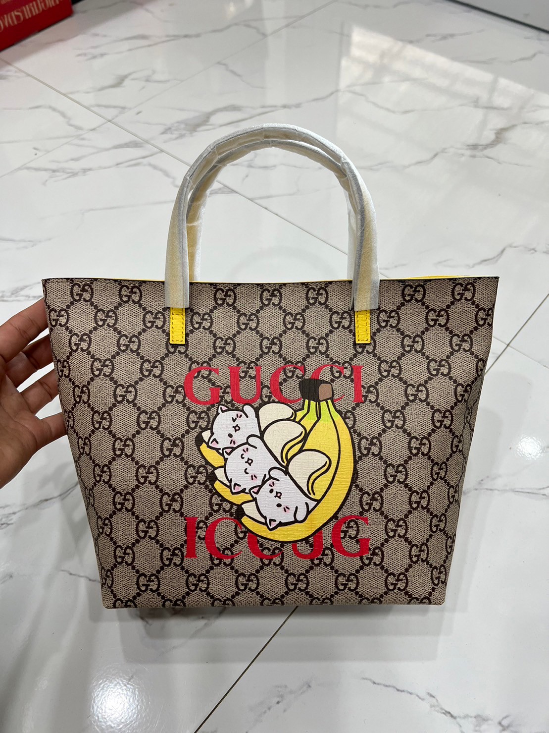 GUCCI Children's tote bag / Gucci kid tote / Gucci bag พร้อมส่งสต๊อกแน่น กับกระเป๋าโท้ทคิดท์ ไซส์น่ารักน่าใช้ ฮอตไม่หยุด เด็ดทุกดีไซน์ มีลายเข้าใหม่มากกว่าในรูปนะคะ **สินค้าเกรดออริจินอล 1:1 สลับแท้ งานสวยตามรูป ภาพถ่ายจากงานขายจริง ใช้งานต่างประเทศไ