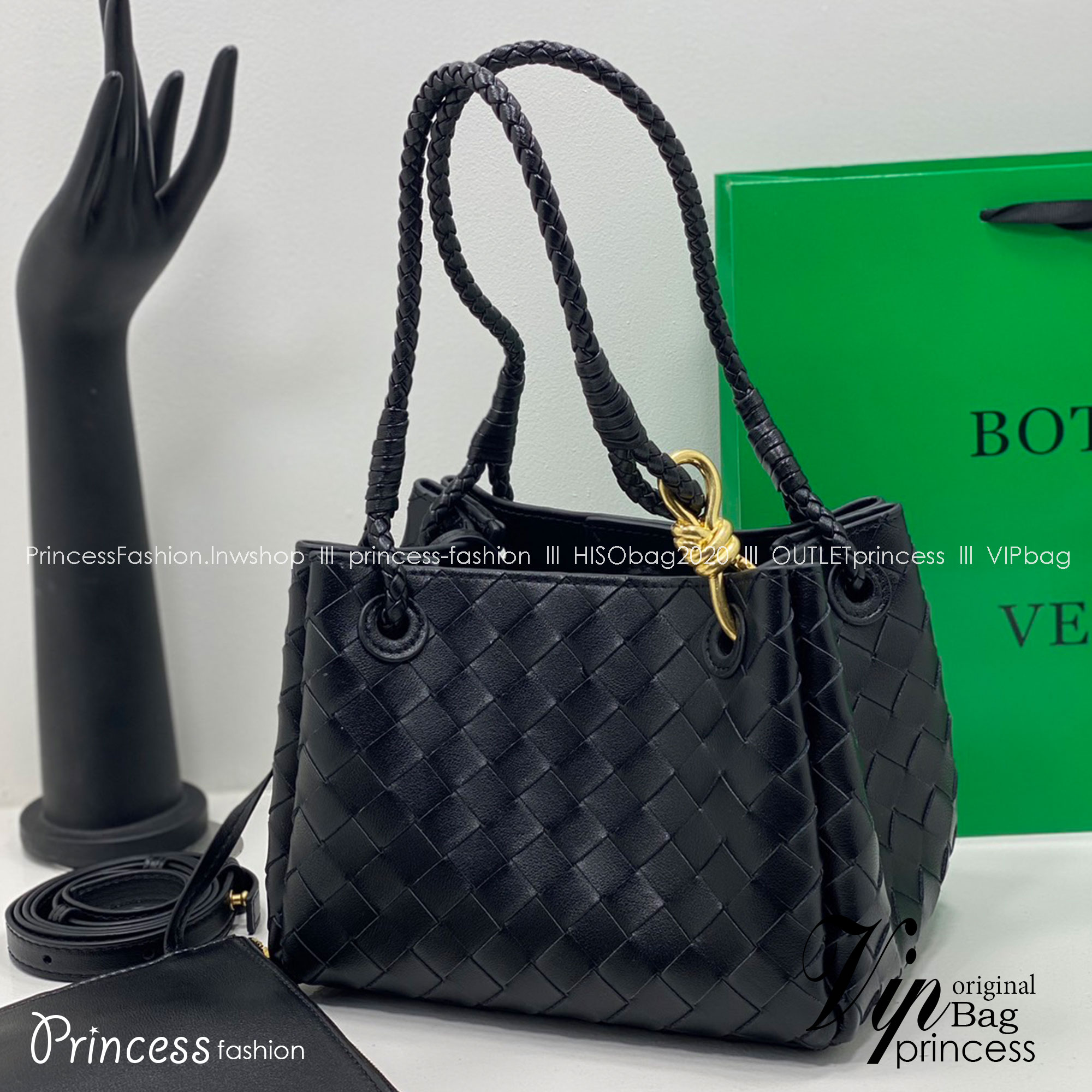 26cm BOTTEGA Small Andiamo Top handle bag กระเป๋าสะพายดีไซส์สานเป็นเอกลักษณ์ หนังสวยงาม เกรดออริ สลับแท้ 1:1 ใช้งานต่างประเทศได้