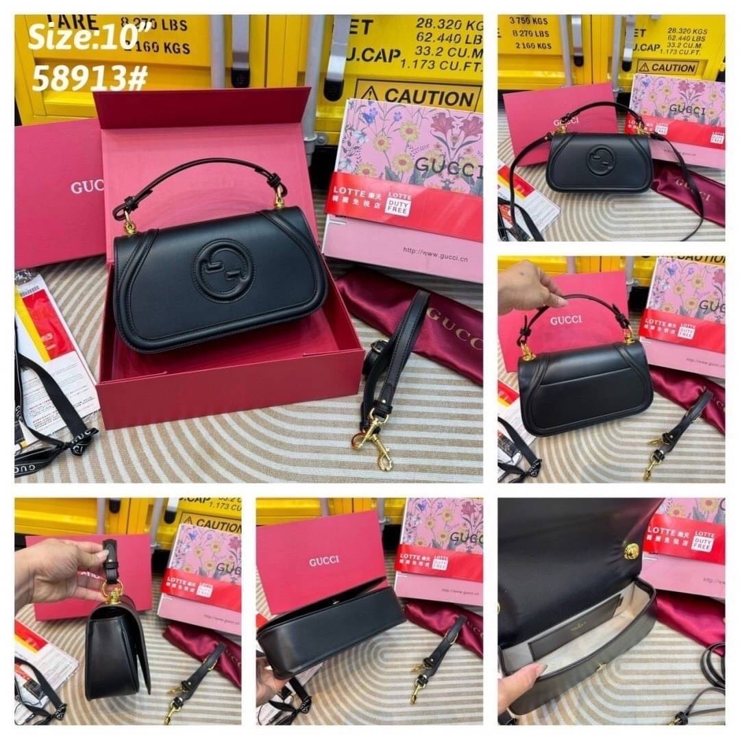 Gucci Blondie small top handle bag กระเป๋าสะพายรุ่นใหม่สุดไอคอนนิก ดีไซน์วินเทจยุค 70 เป็นความหรูหราที่สามารถใช้งานได้จริง เหมาะอย่างยิ่งสำหรับตู้เสื้อผ้าของสาวๆยุคนี้ ดาวเด่นดวงใหม่ของแบรนด์ ควรมีมากๆ ค่ะ