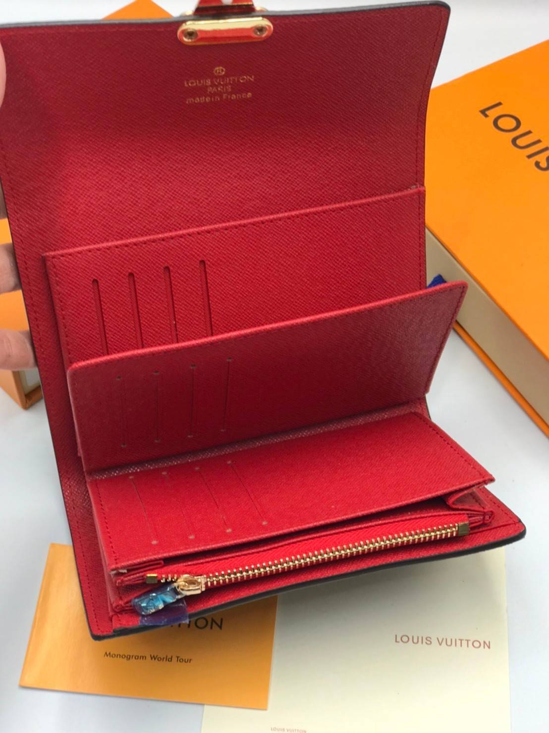 พรีเมี่ยมกิ๊ฟแท้ 100% 】พร้อมส่งที่ไทยที่นี่ที่เดียว Louis Vuitton wallet Gift Box Set