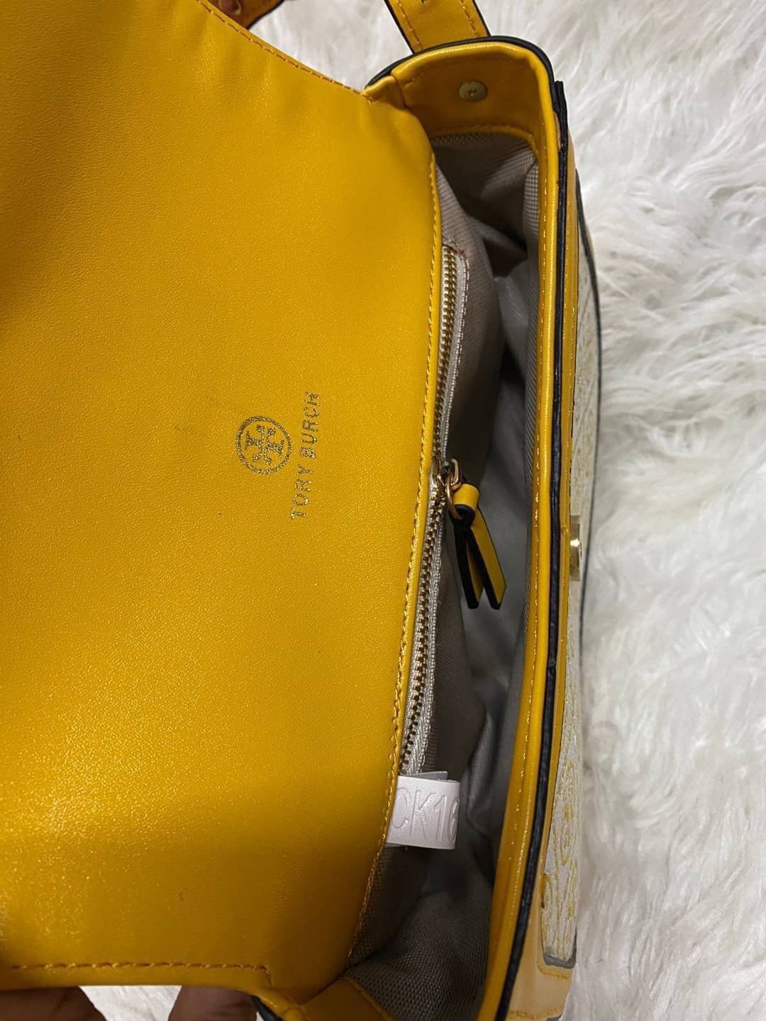 TORY BURCH MILLER CANVAS QUADRANT SADDLE BAG