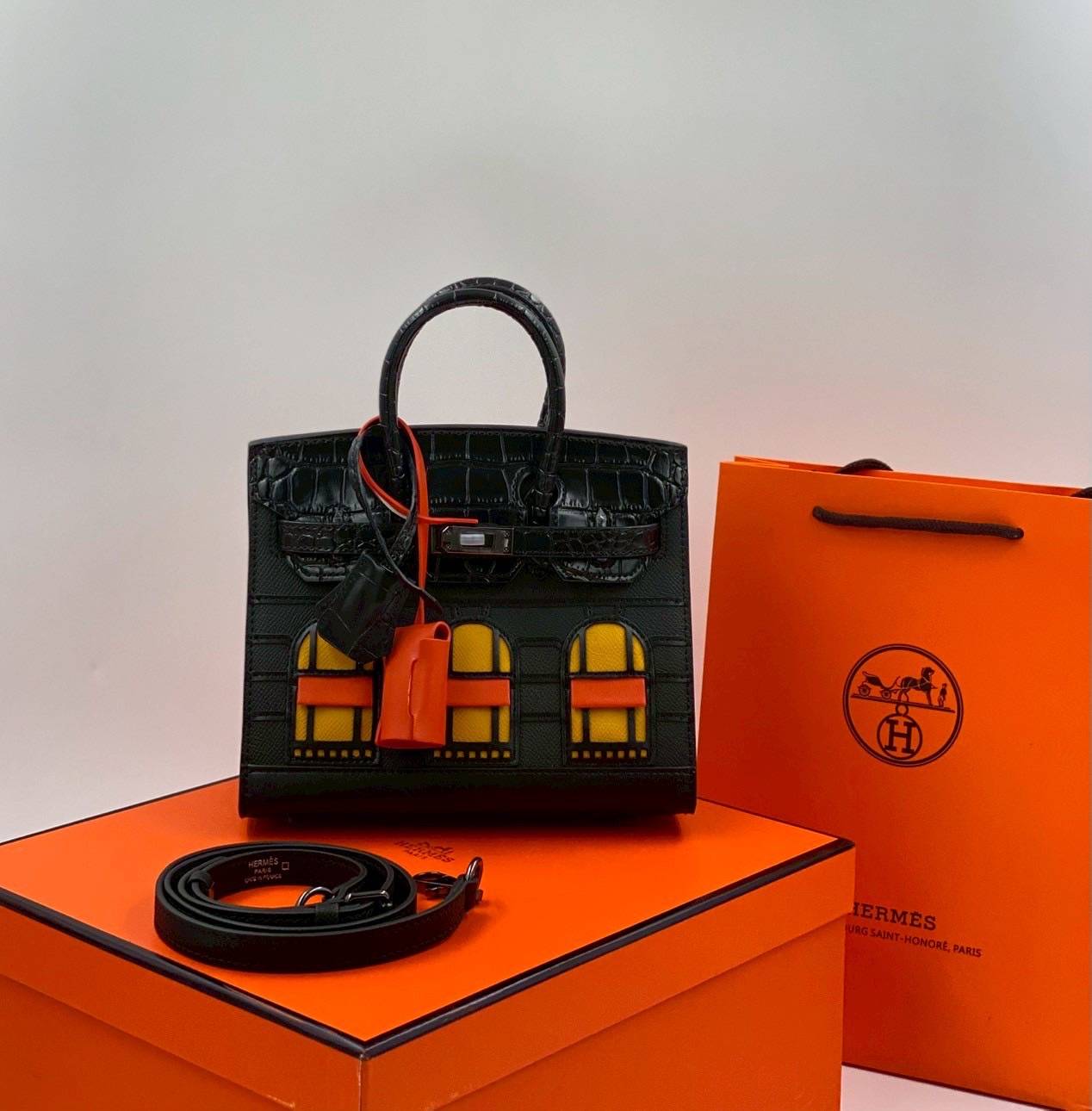 ORI หนังแท้ | Hermes Birkin Bag Faubourg 20cm รุ่นลิมิเต็ด กระเป๋าสะพายที่สุดแห่งหรูหราลัคชู นิยามของความสง่างามเหนือกาลเวลา แบรนด์เนมในฝัน งดงามดั่งเจ้าหญิง แบรนด์ที่บ่งบอกถึงฐานะและรสนิยมของคุณ