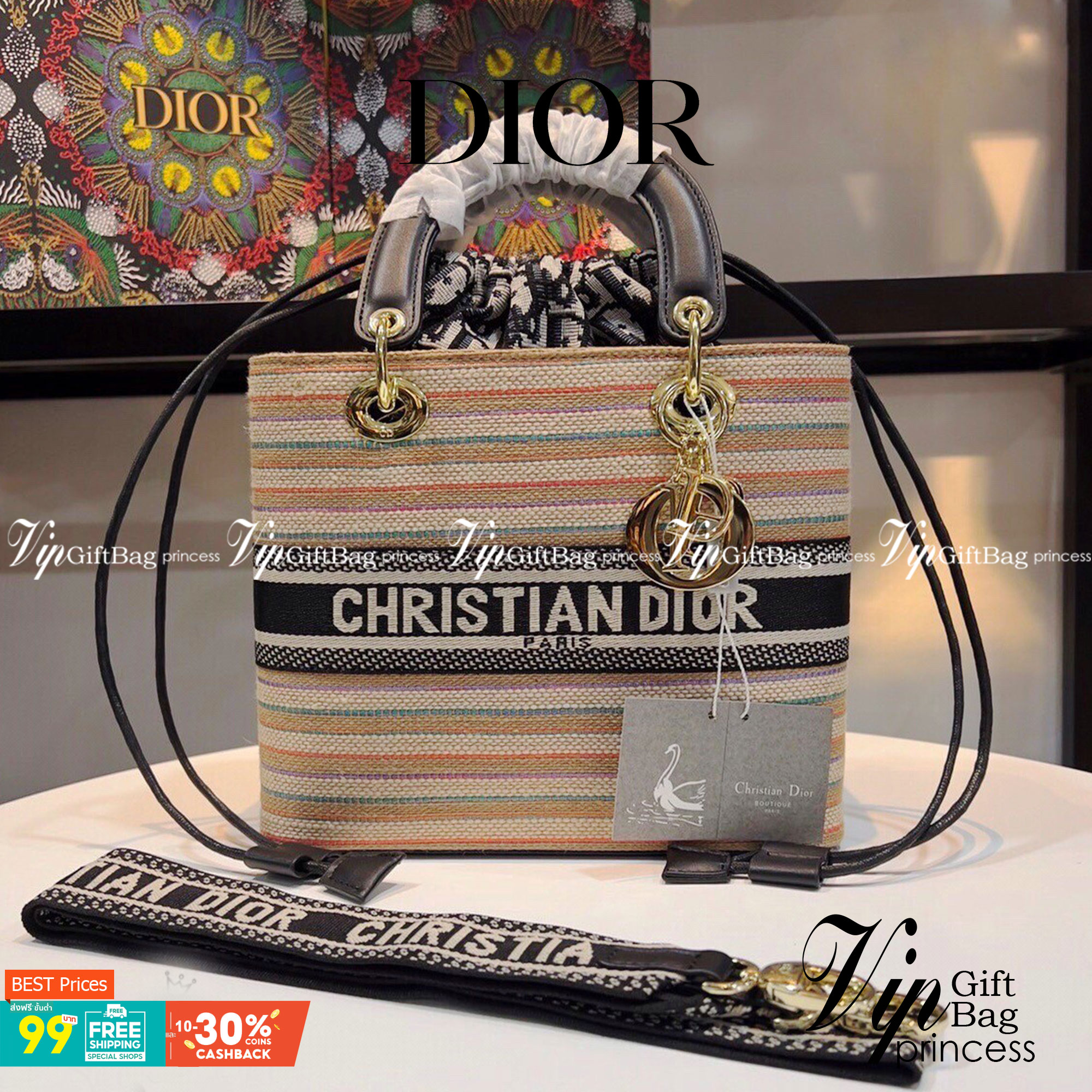 Lady Dior limited edition Bag DIOR WOMEN MEDIUM LADY D-LITE BAG กระเป๋า Lady D-Lite ผสมผสานความสง่างามและคลาสสิก