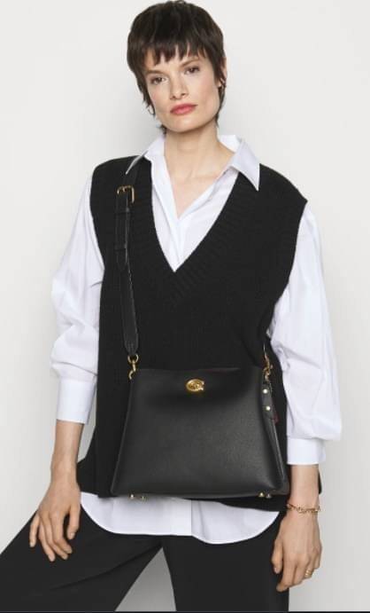 COACH WILLOW SHOULDER BAG ((C2745//C2590//C2621)) พร้อมส่งที่ไทย รุ่นแนะนำค่ะ🔥🔥 🔺กระเป๋าหิ้ว//คล้องไหล่//สะพายข้าง สุดคุ้ม! หนังแท้ชั้นดี ได้ไปหลงรักแน่นอนค่ะ หนังสวยมากๆ😘 🔺ตัวกระเป๋าแบ่งเป็นสองช่องหลัก ด้านนึงเป็นแ