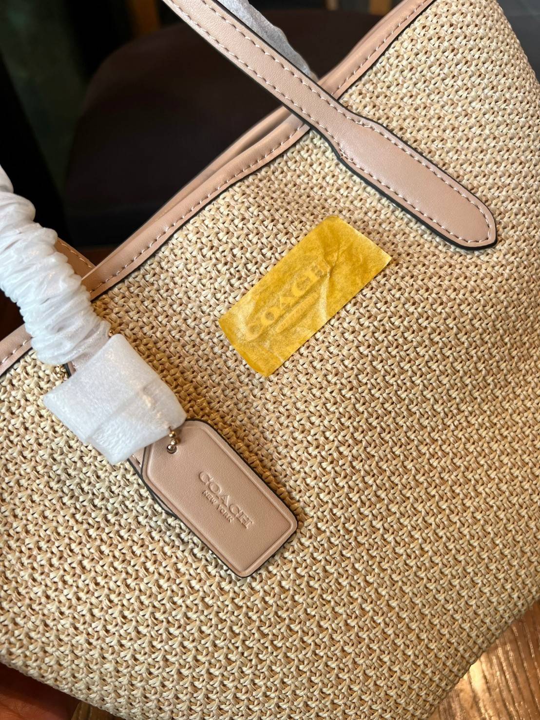 Coach Mini City Tote Bag In Straw And Smooth Leather 9" ((CS616)) กระเป๋าทรงโท้ทงานทอน้ำหนักเบา จุของได้เยอะ เกรดท็อปออริ เกรดดีสุด สลับแท้ 1:1 ใช้ต่างประเทศได้