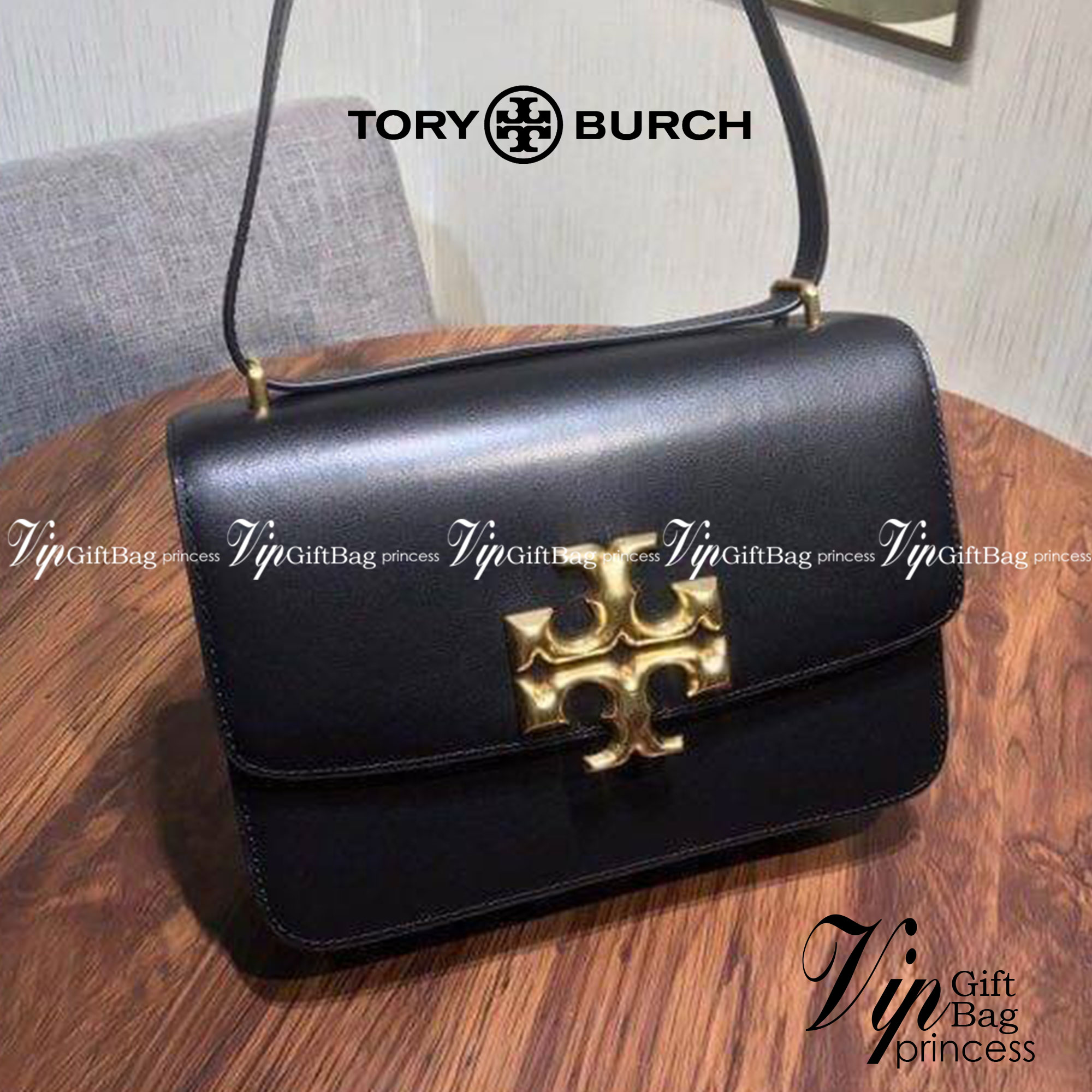 Tory Burch 75003 Eleanor Medium Convertible Shoulder Bag พร้อมส่งที่ไทย อีกรุ่นที่น่าครอบครองมากๆค่ะ กระเป๋าสะพายข้างและทบสายเป็นคล้องไหล่ได้ หนังแท้ชั้นดี ใช้ได้กับทุกๆโอกาส ห้ามพลาด ก่อนหมดนะคะ!!