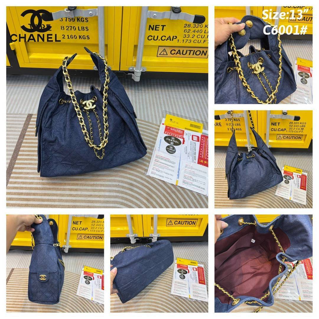 CHANEL 25 Small Handbag กระเป๋าสะพายทรงโฮโบ คอลใหม่ล่าสุด ต้อนรับฤดูกาล SPRING-SUMMER 2025 รูปทรงใช้งานได้จริง จุของได้ ถือเก๋ๆ เอวี่เดย์ลุค บอกเลยว่าดีไซน์เก๋มาก