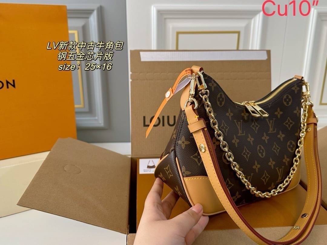 LV Boulogne monogram bag กระเป๋าสะพาย ดีไซน์คลาสสิครุ่นสุดปัง มีความหรูหราในตัวเอง ขนาดกลางๆพอดีลำตัว พกพาง่ายสะดวกแบบนี้ ต้องมีไว้ใช้สักใบ รับรองไม่ผิดหวังแน่นอน รีบจัดก่อนสินค้าหมดน๊าา😘
